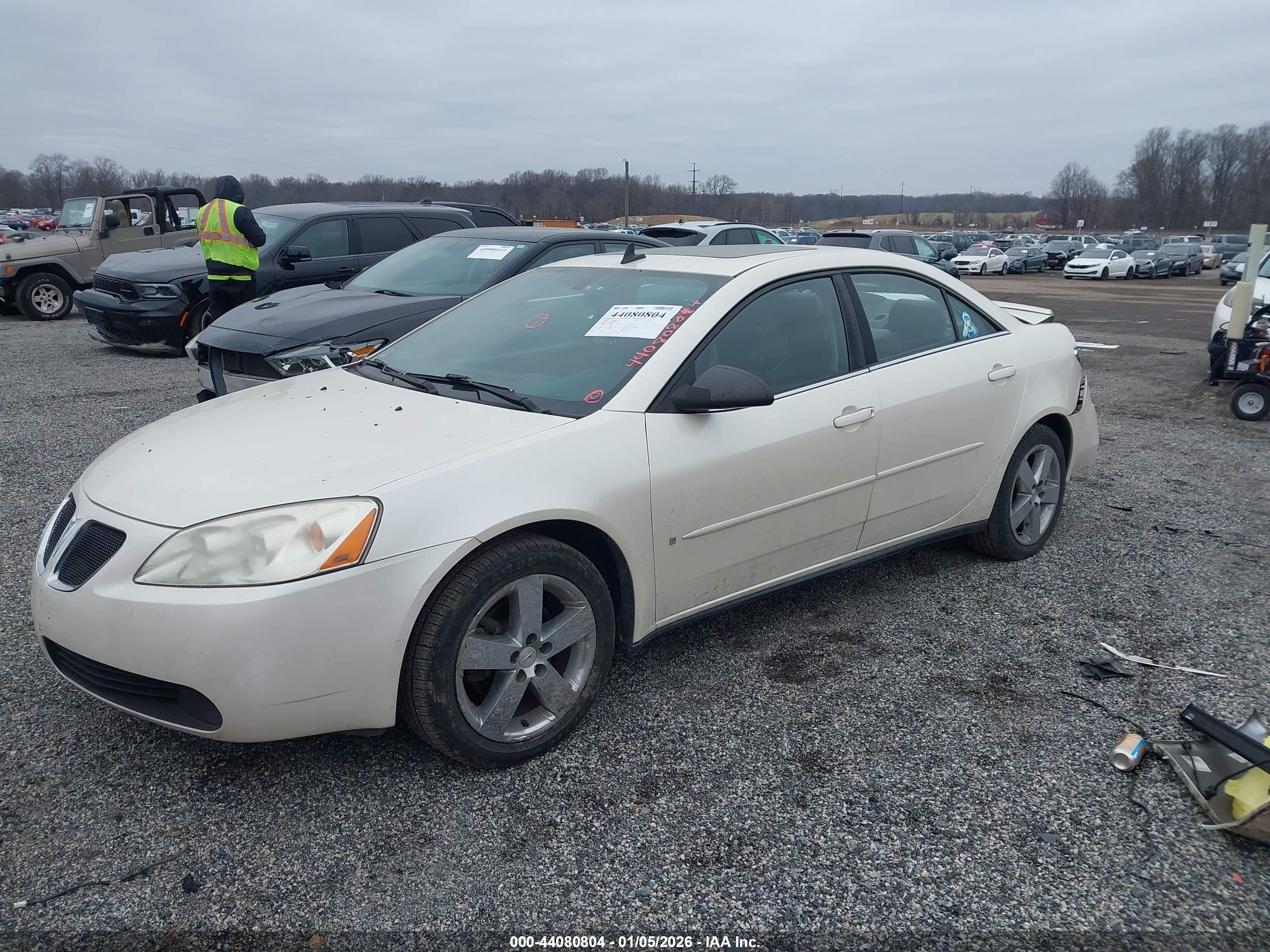 PONTIAC G6 image 2