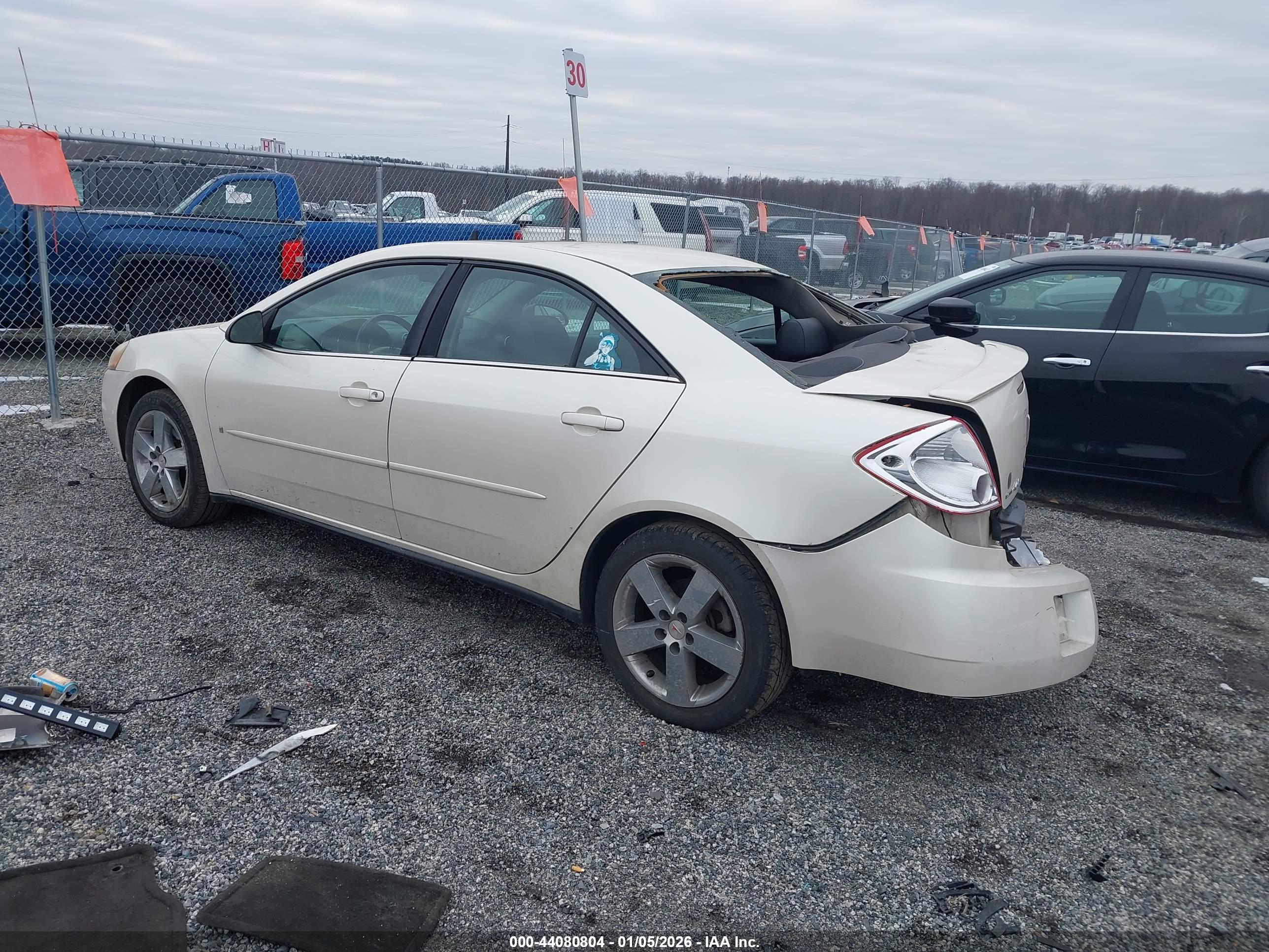 PONTIAC G6 image 3
