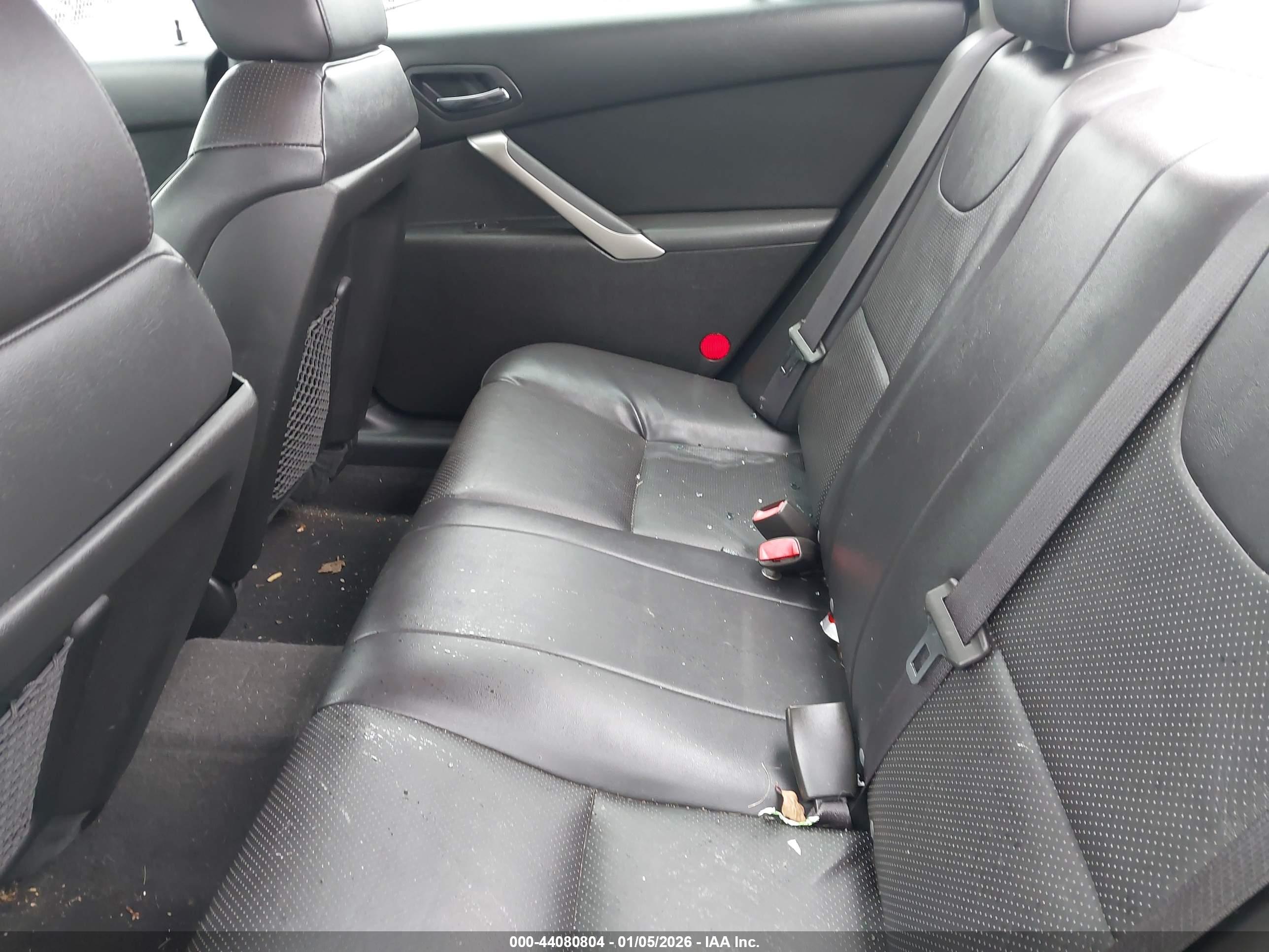 PONTIAC G6 image 8