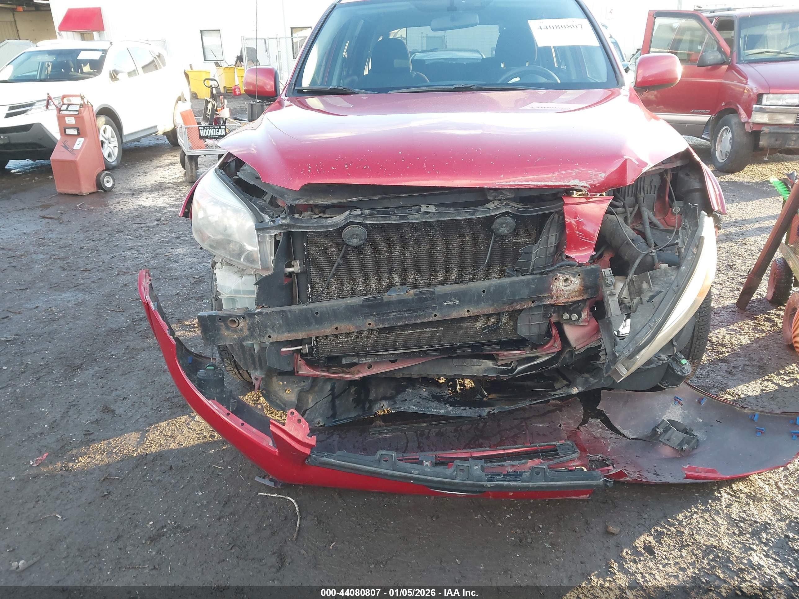 TOYOTA RAV4 image 6