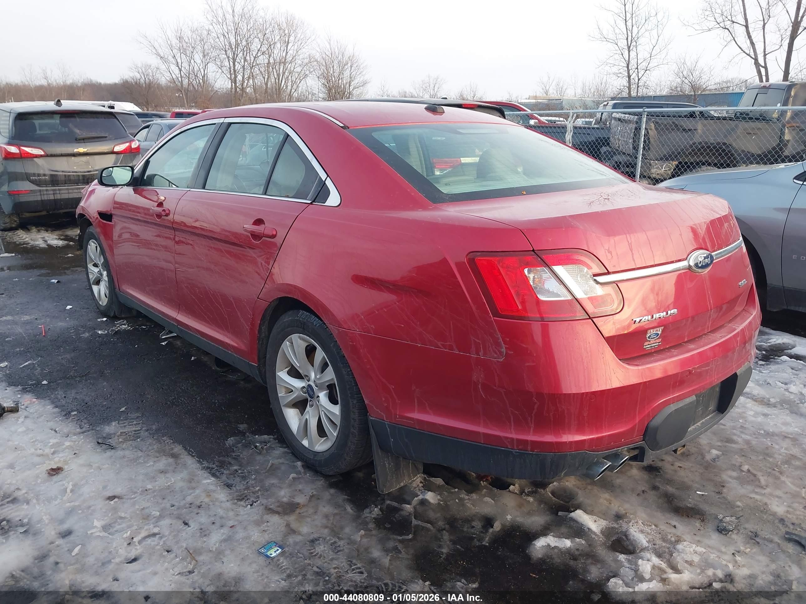 FORD TAURUS image 3
