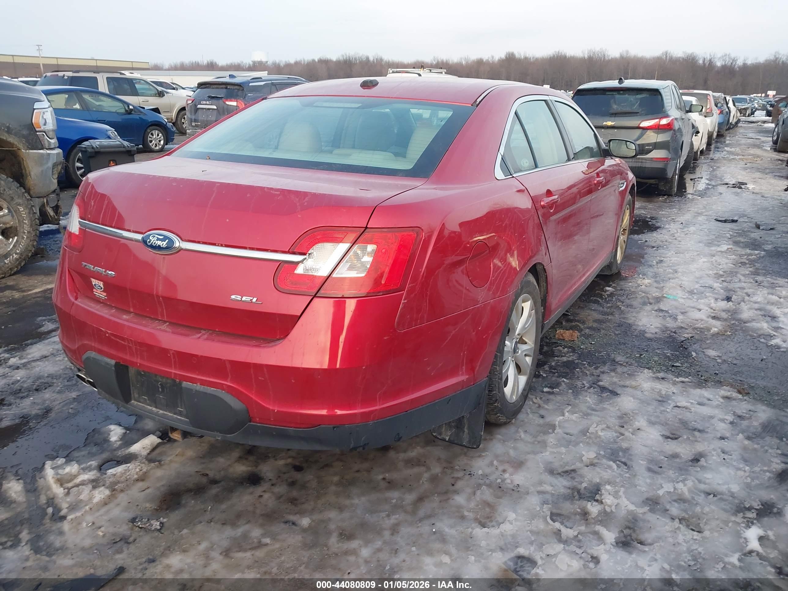 FORD TAURUS image 4