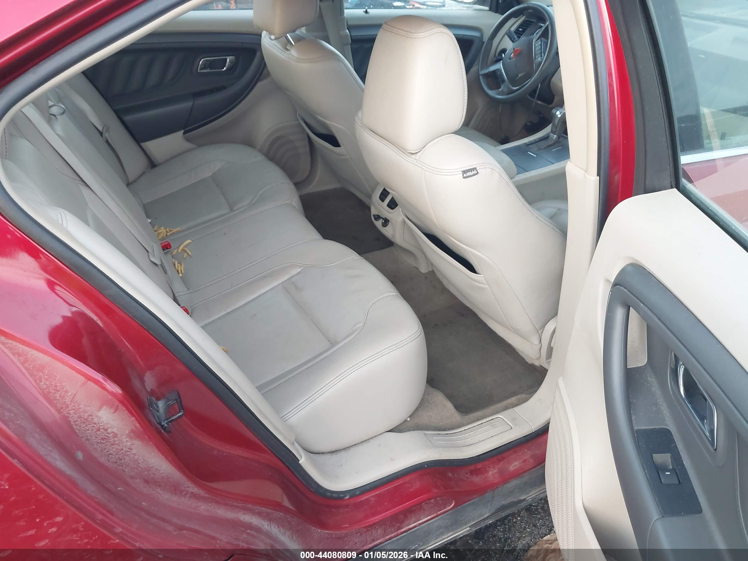 FORD TAURUS image 8
