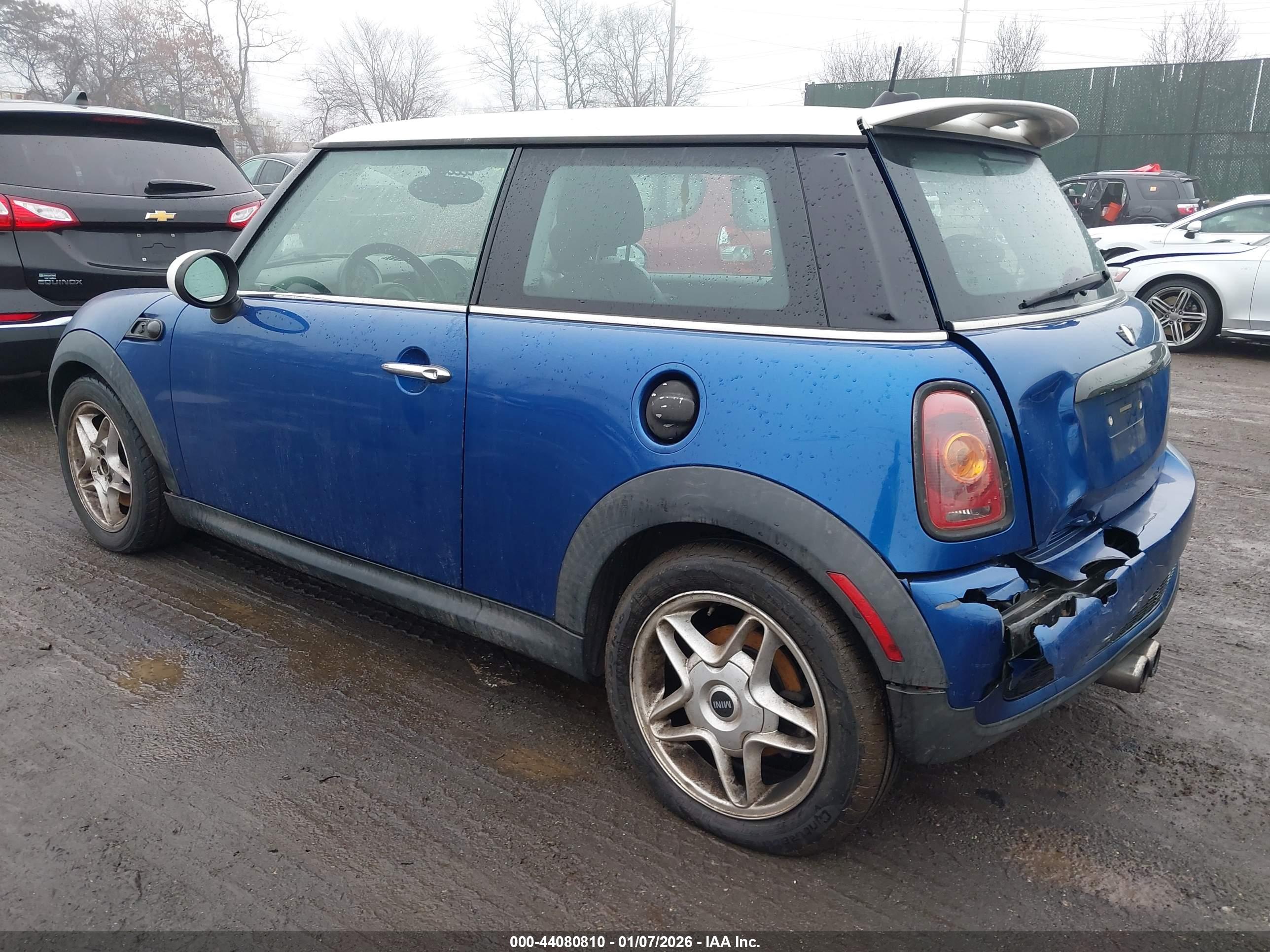MINI COOPER image 3