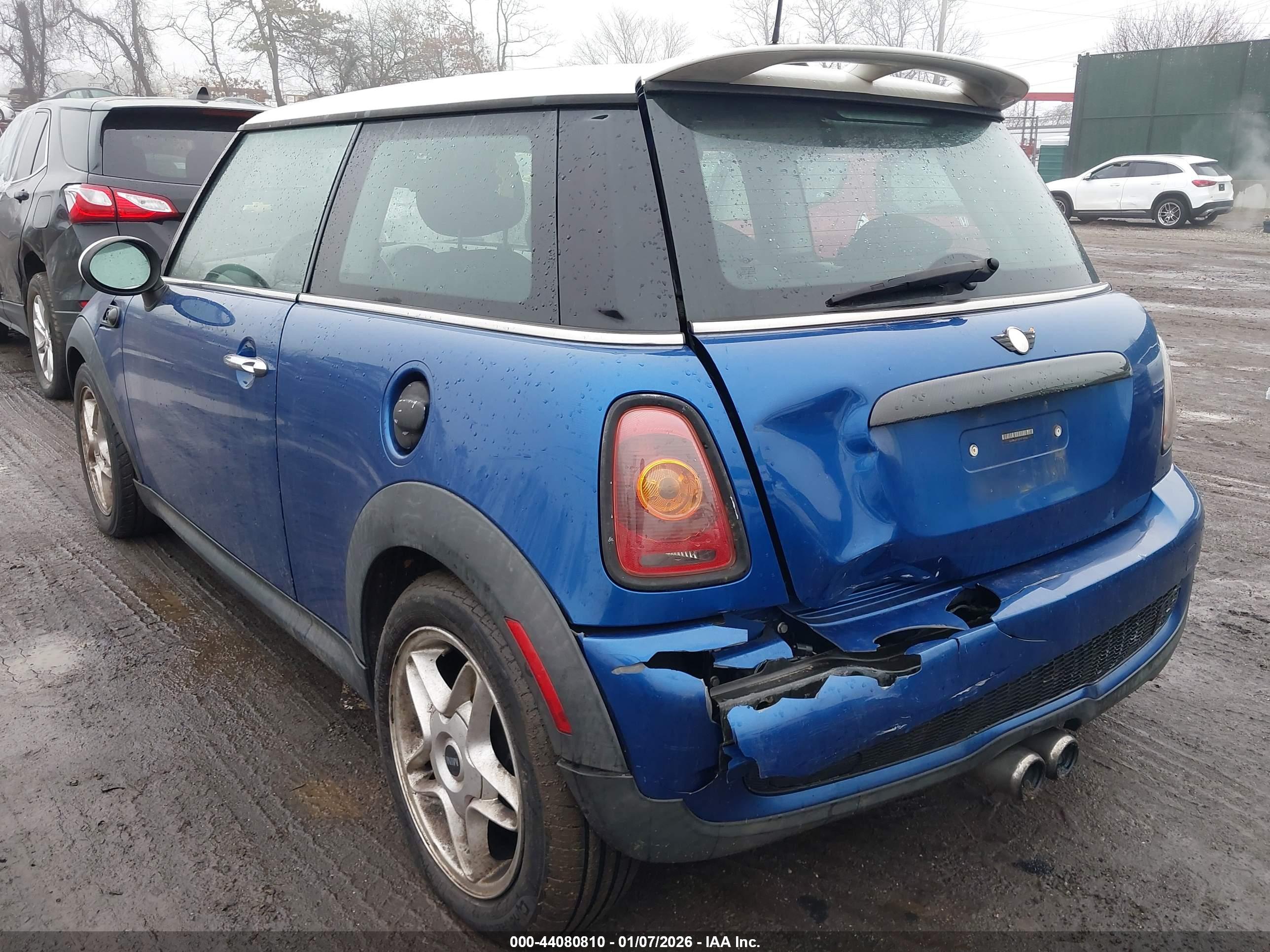 MINI COOPER image 6