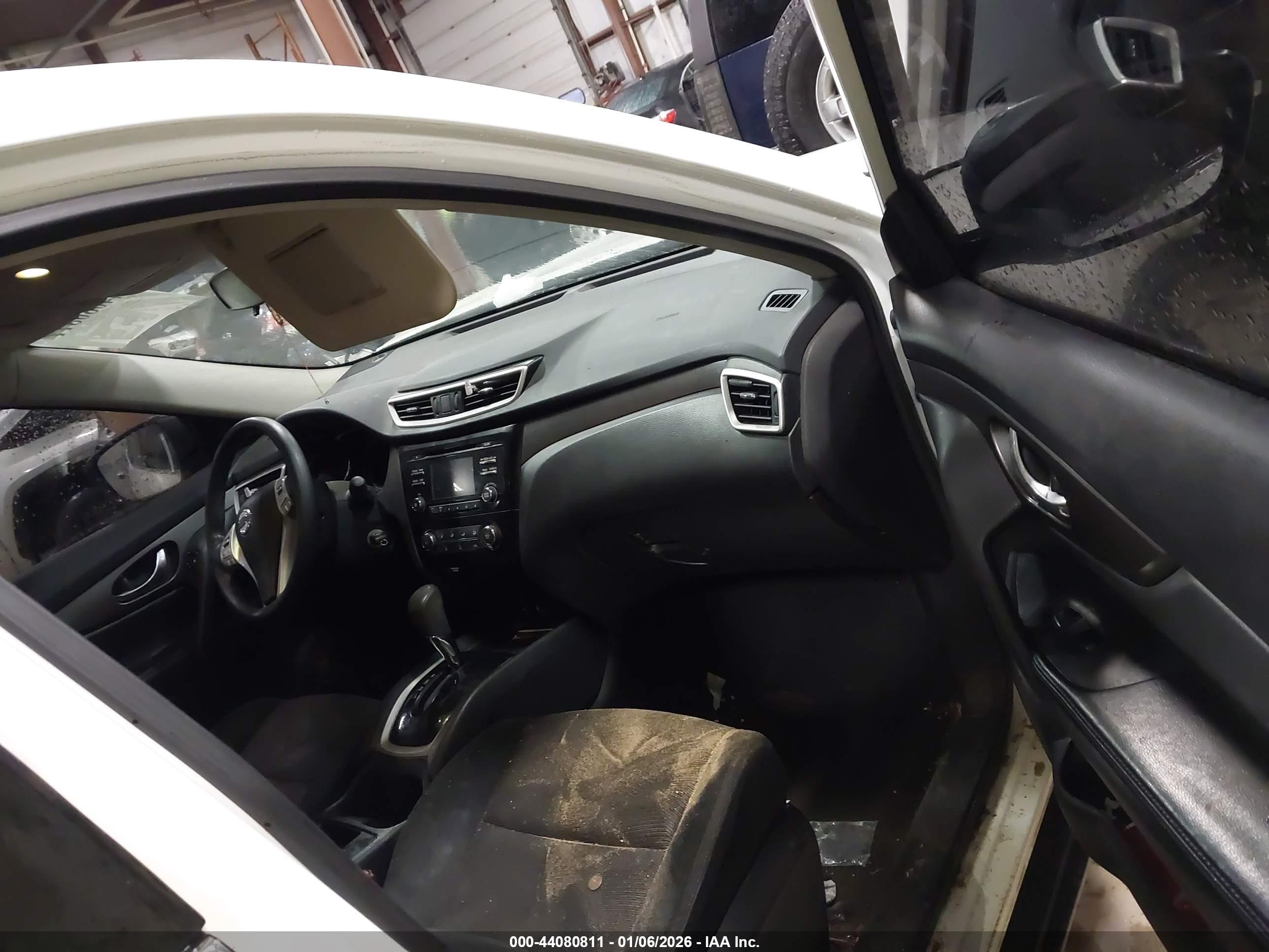 NISSAN ROGUE image 5