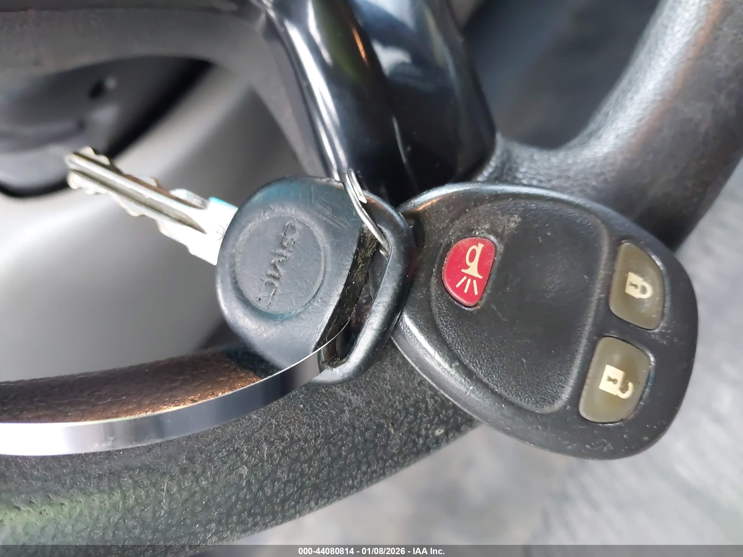 GMC SIERRA image 11
