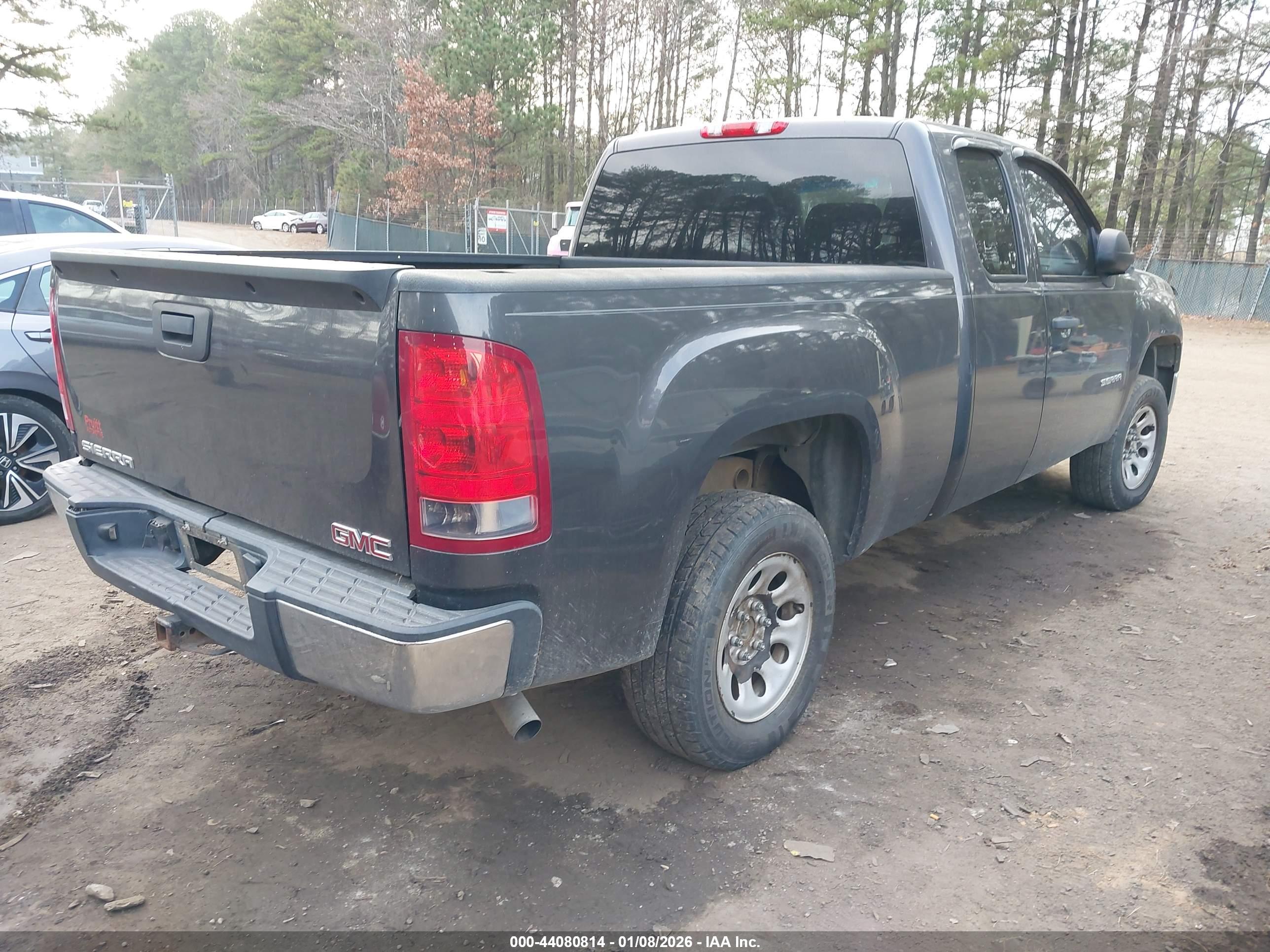 GMC SIERRA image 4