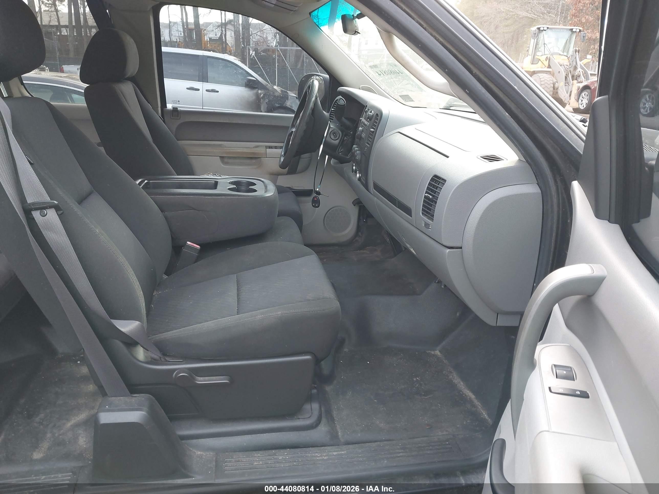 GMC SIERRA image 5