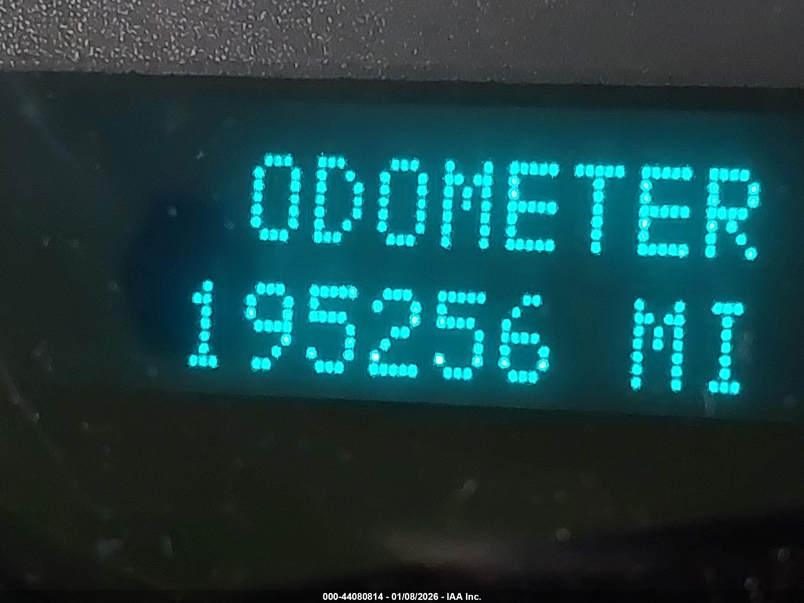 GMC SIERRA image 7