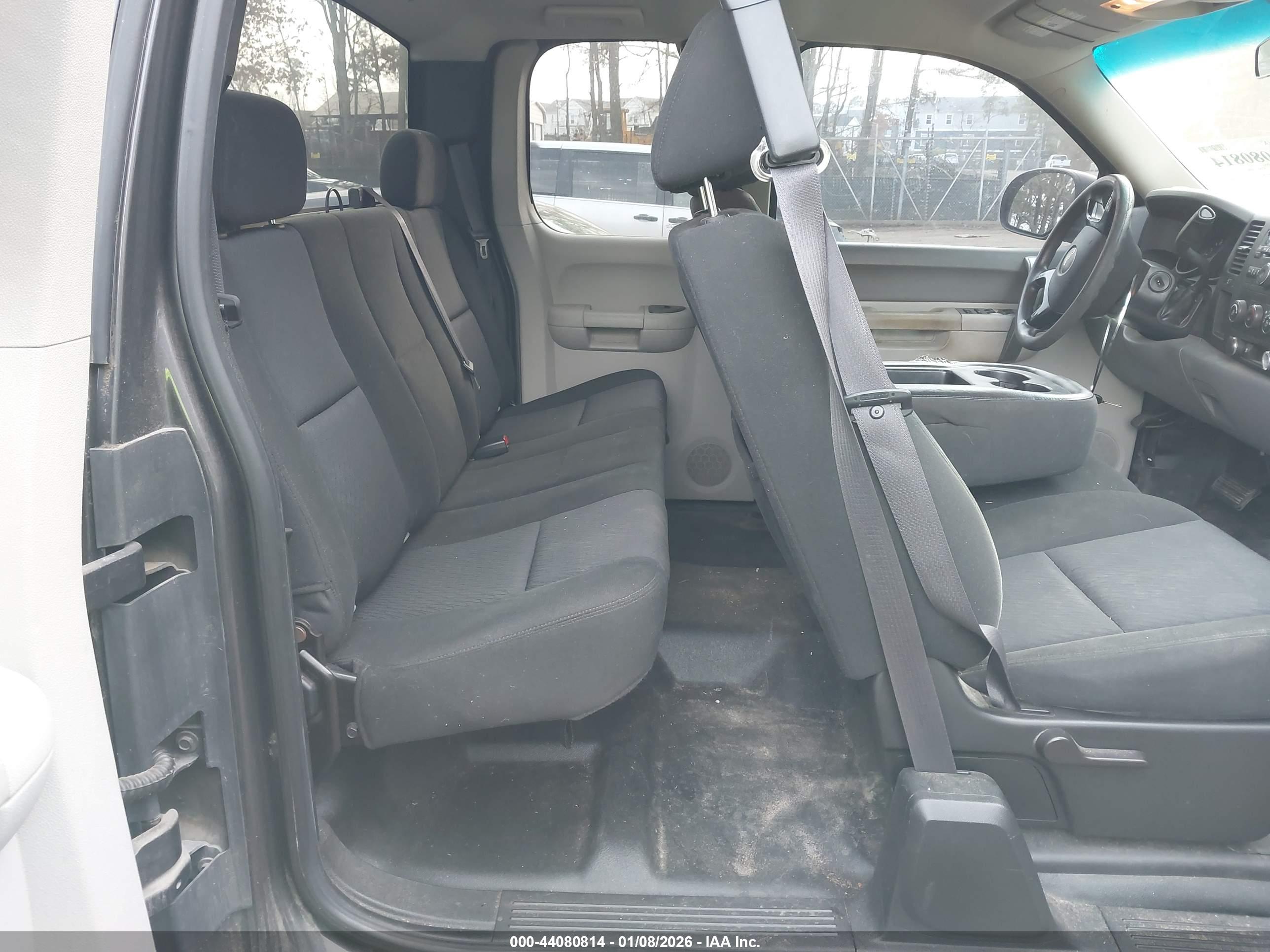 GMC SIERRA image 8
