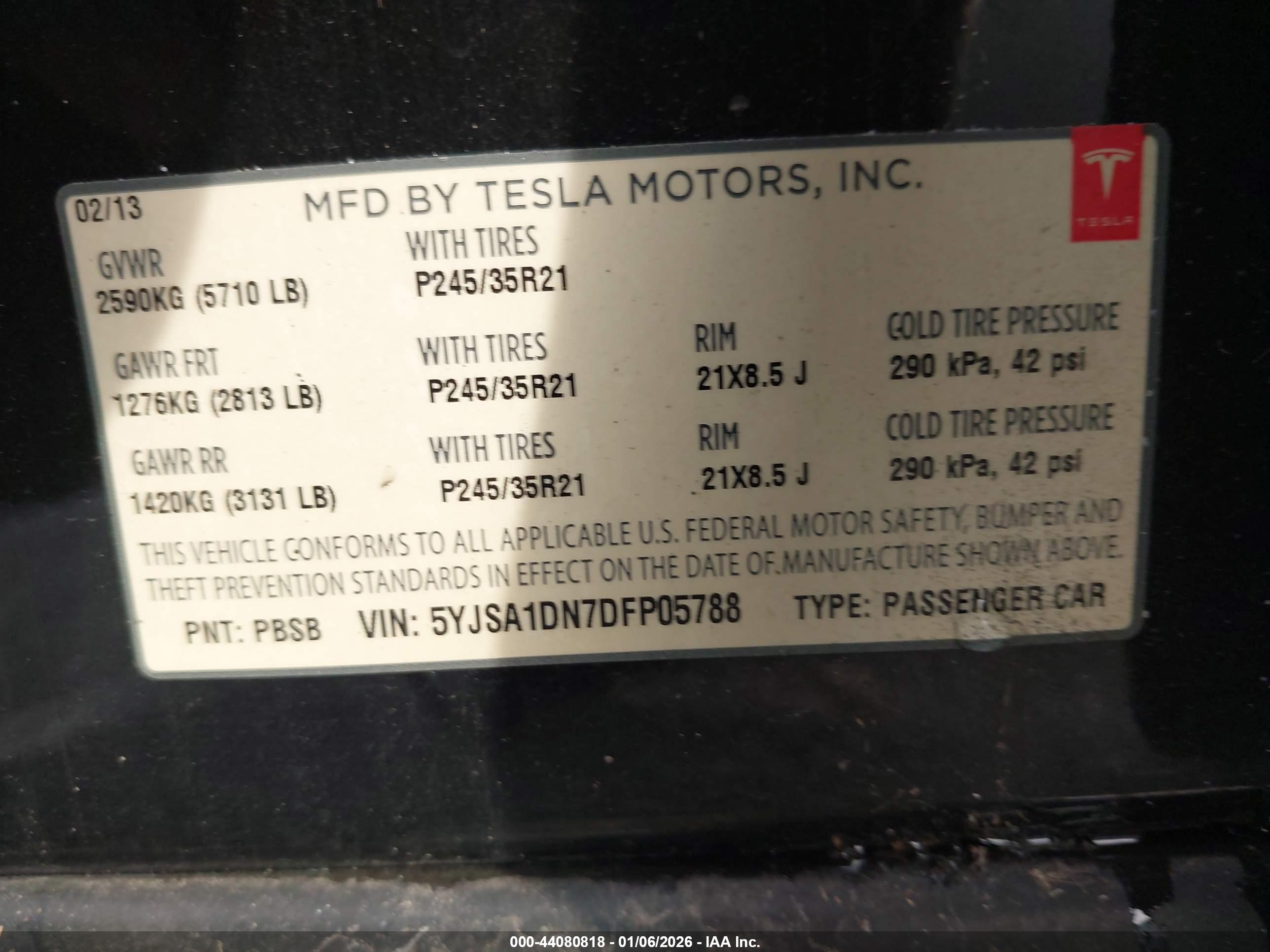 TESLA MODEL image 9