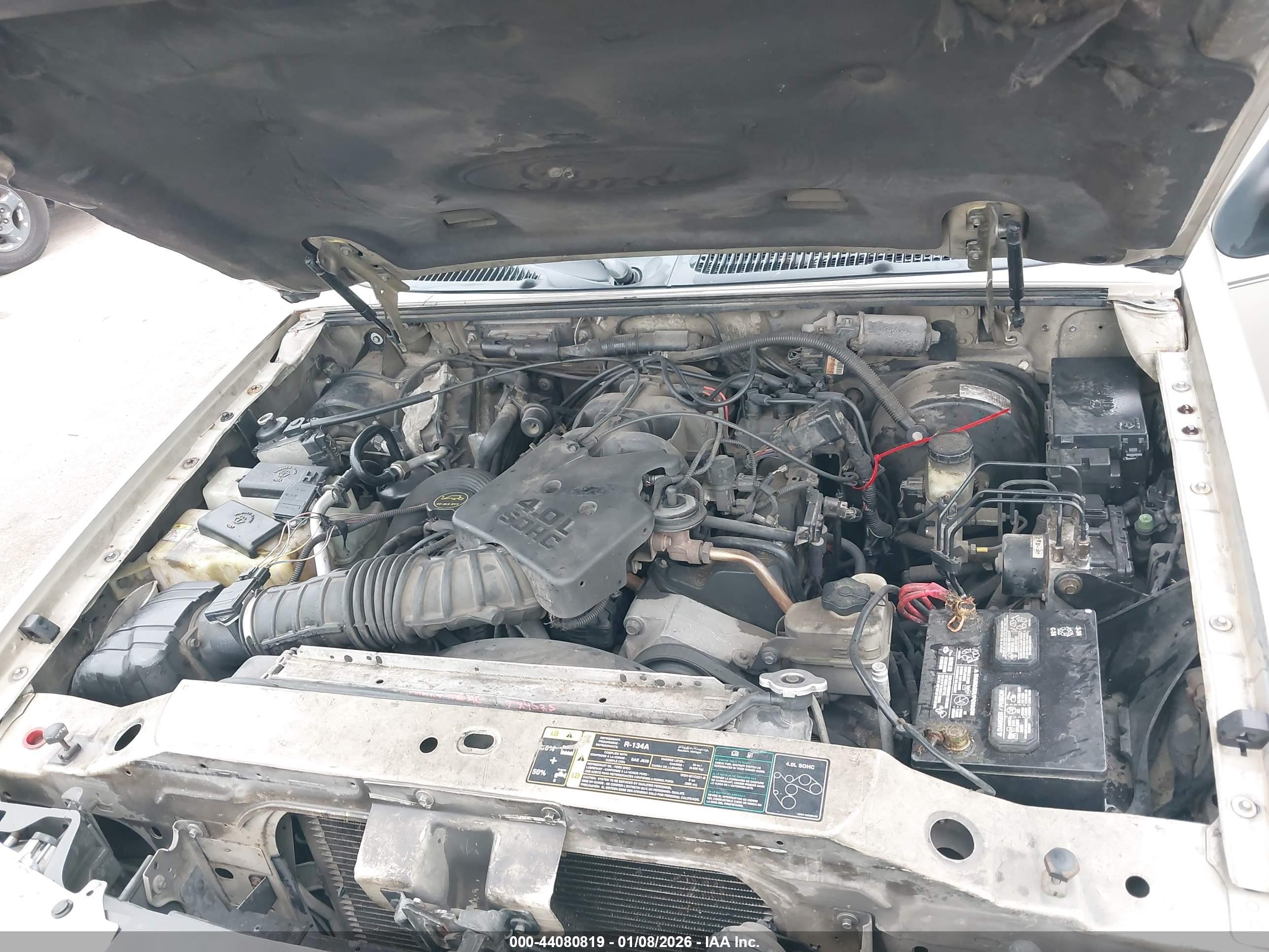 FORD EXPLORER image 10