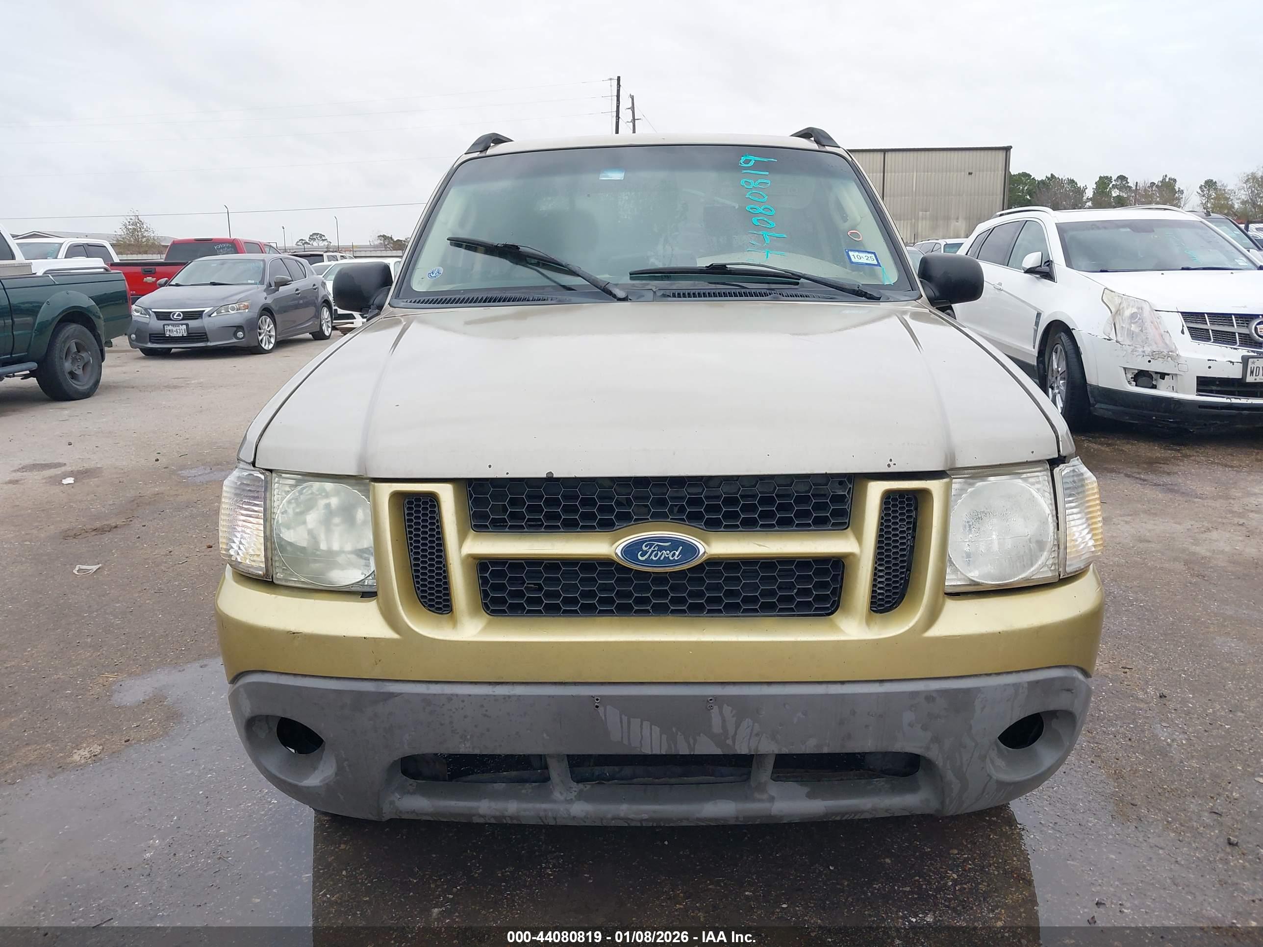 FORD EXPLORER image 6