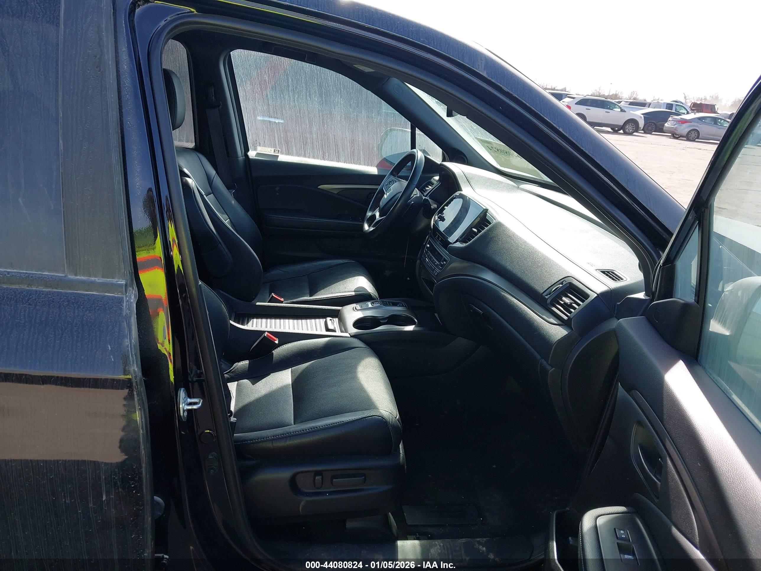 HONDA PASSPORT image 5