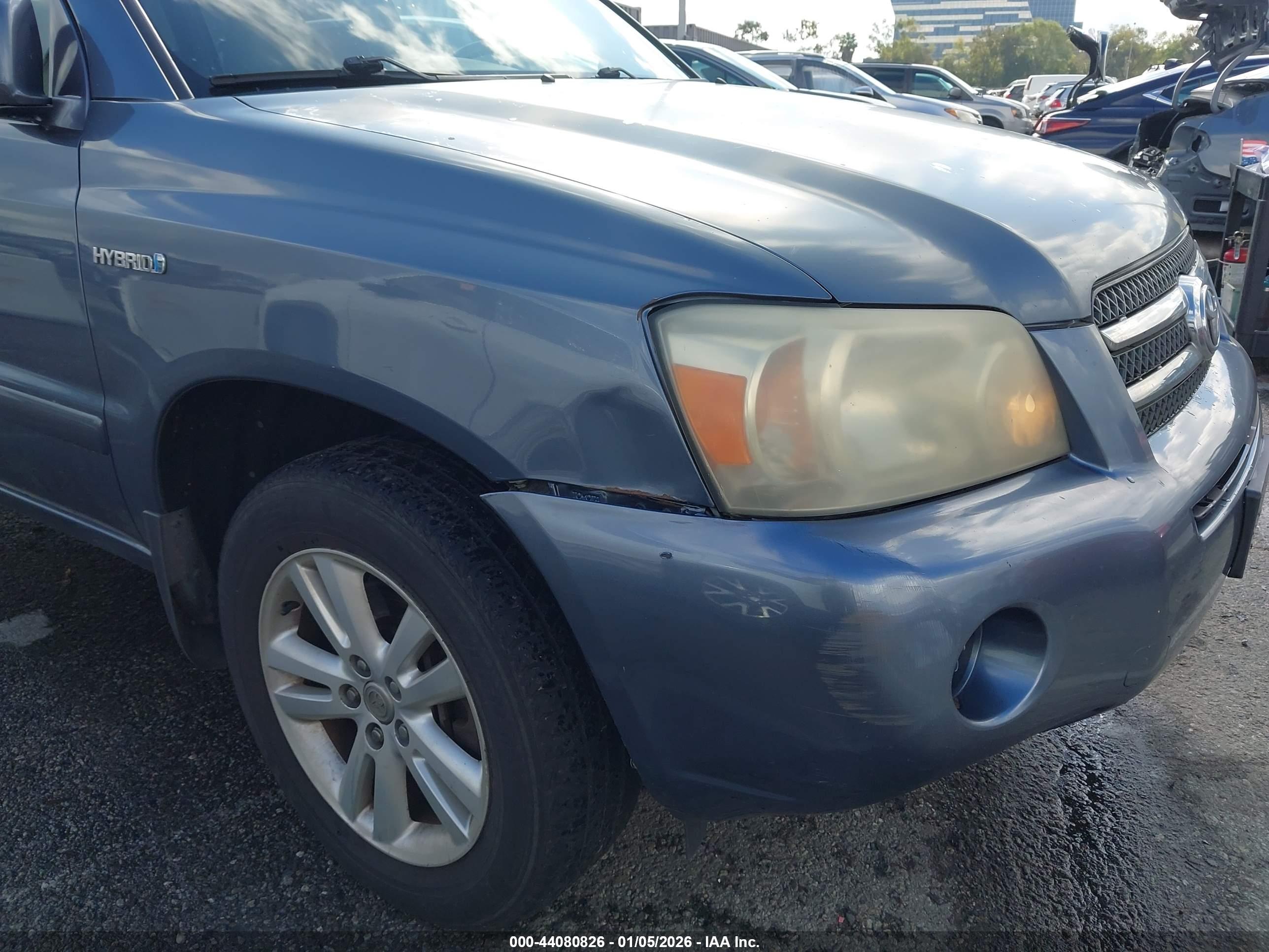 TOYOTA HIGHLANDER image 6