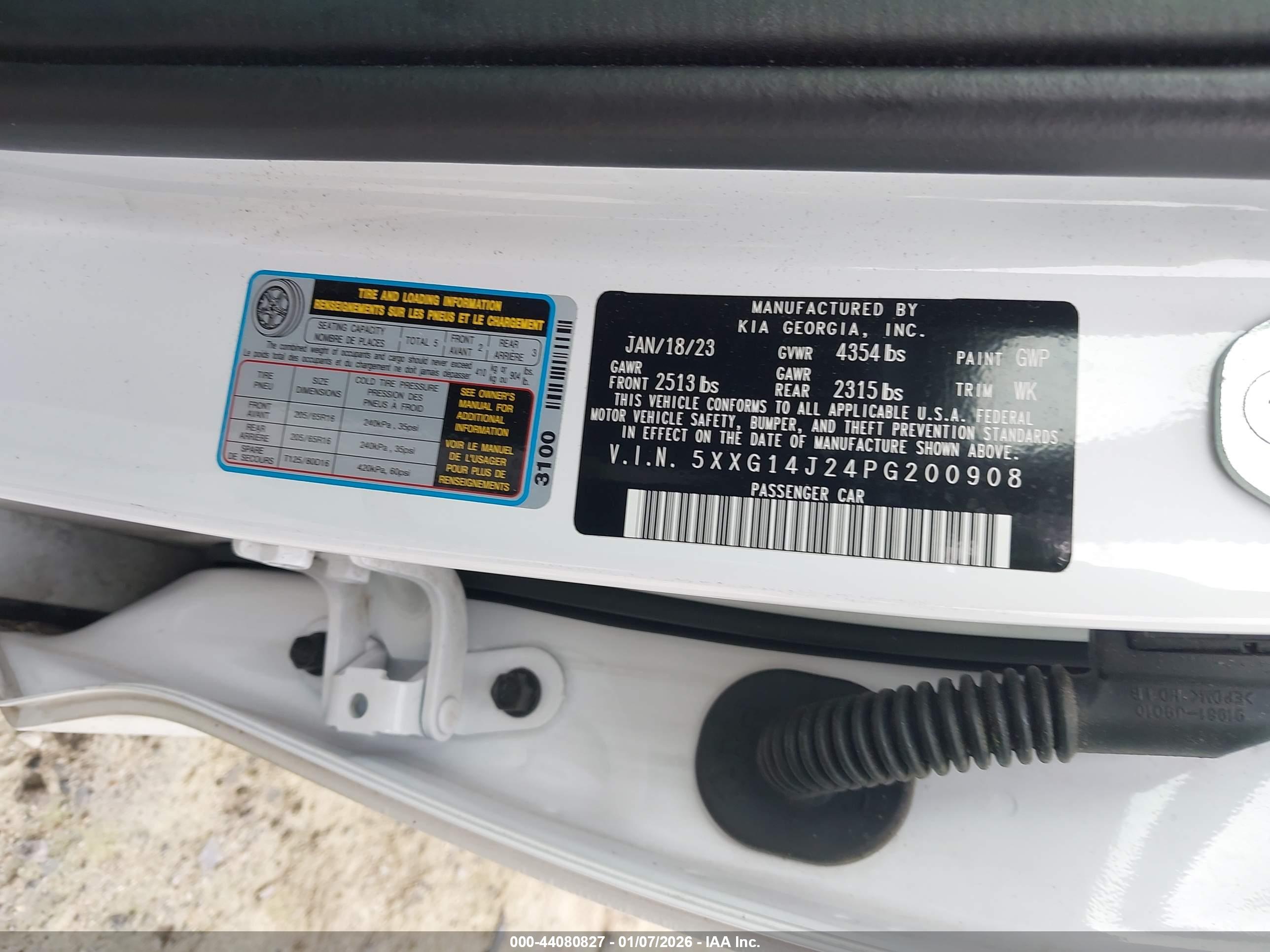 KIA K5 image 9