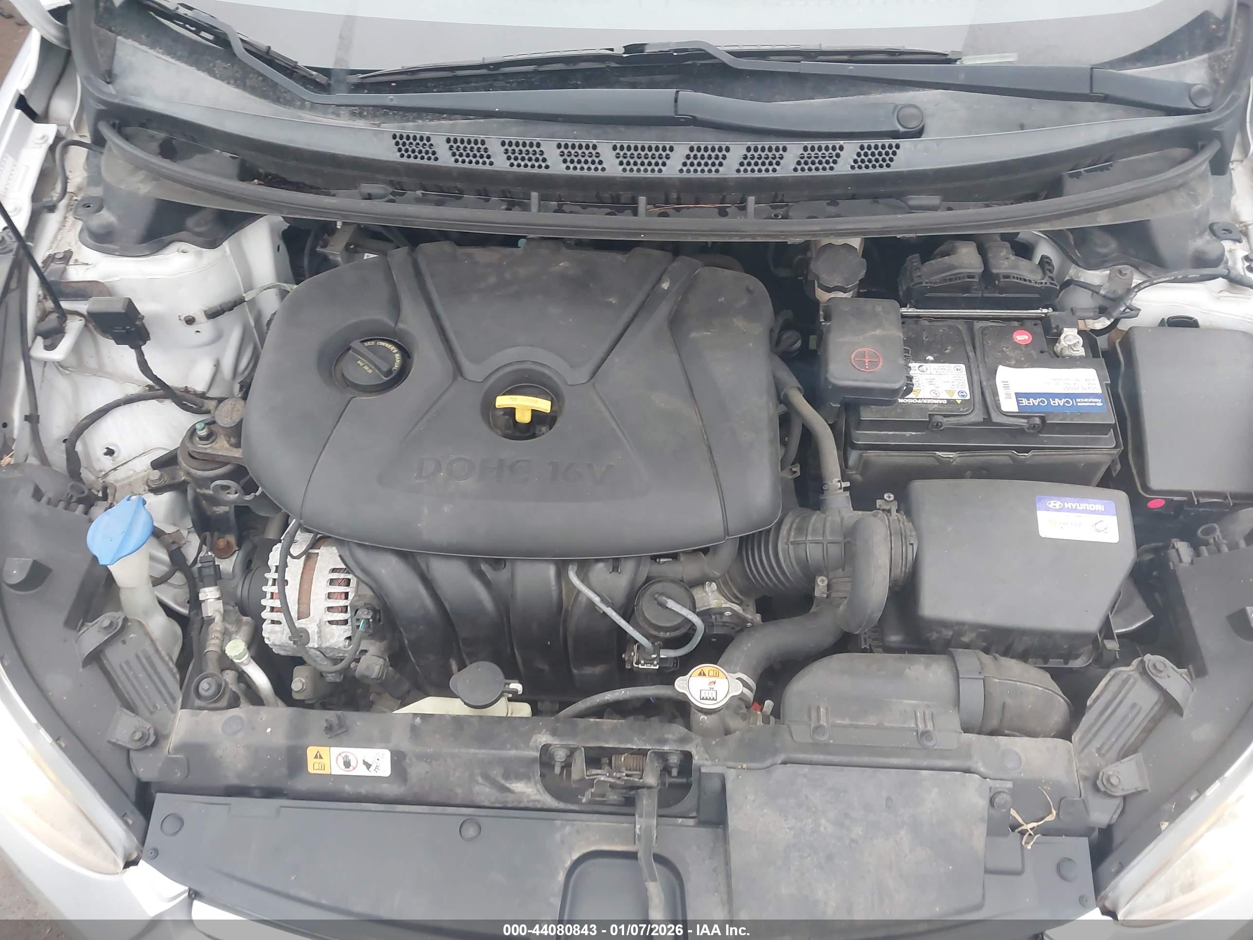 HYUNDAI ELANTRA image 10