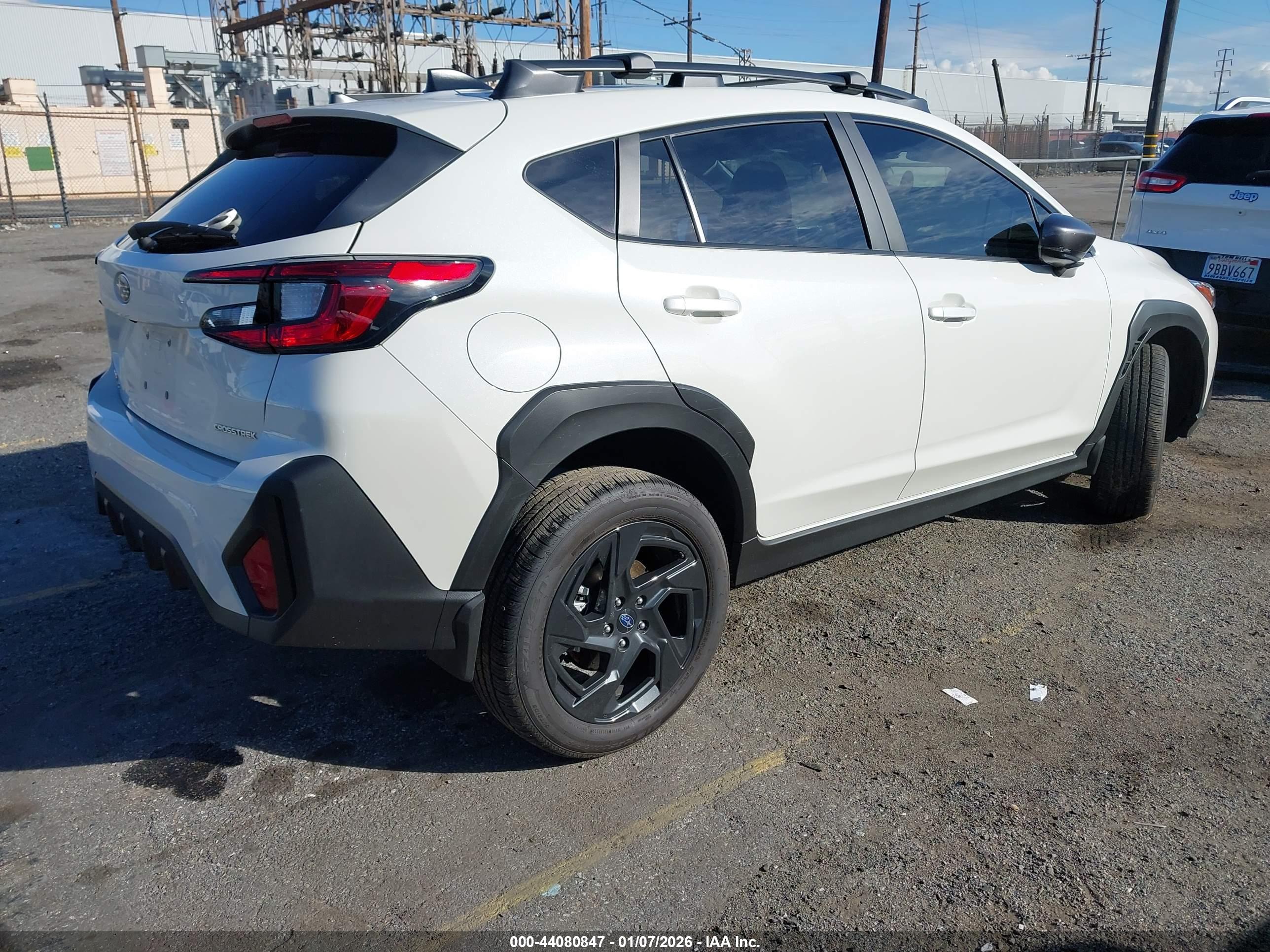 SUBARU CROSSTREK image 4
