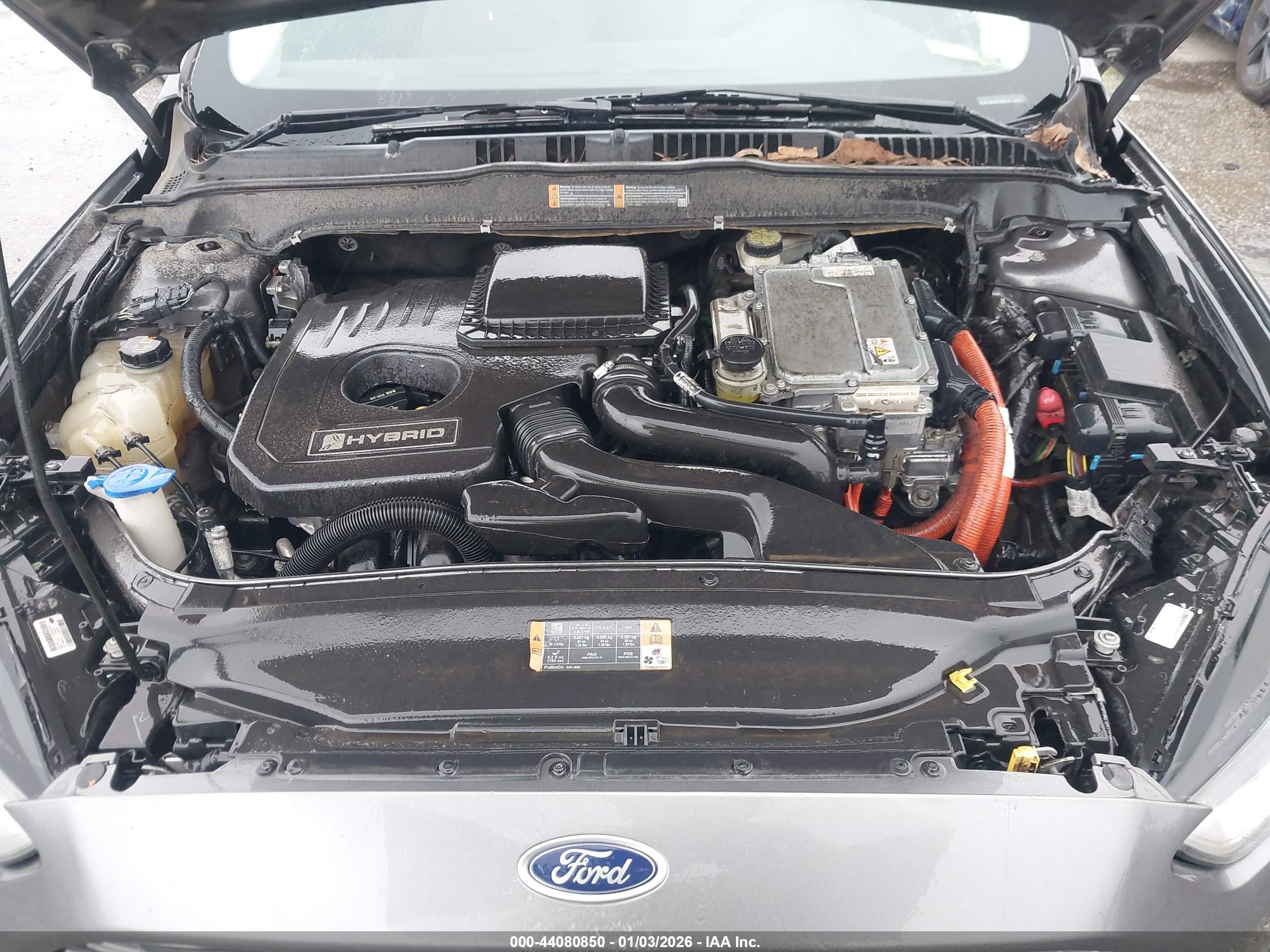 FORD FUSION image 10