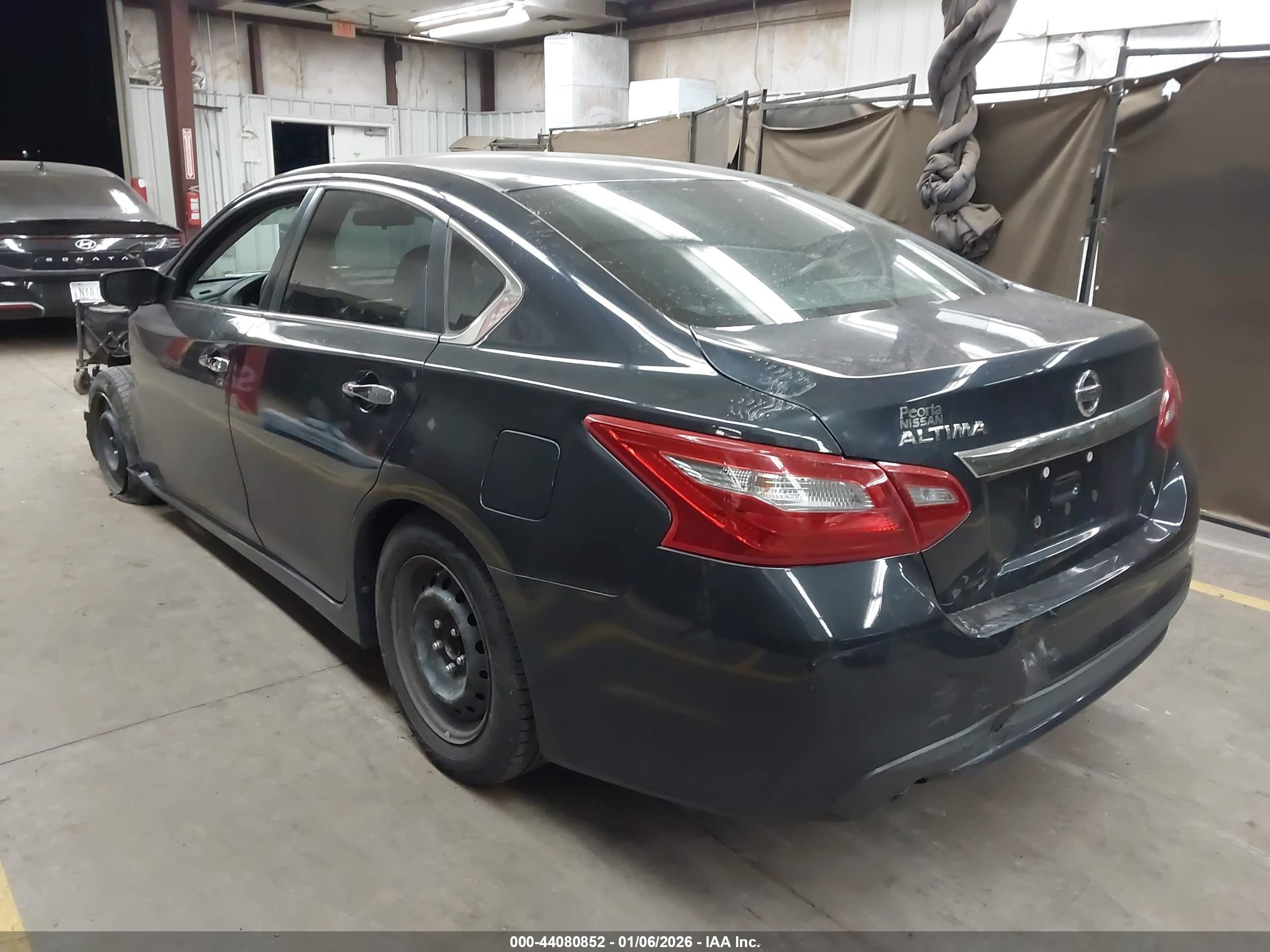 NISSAN ALTIMA image 3