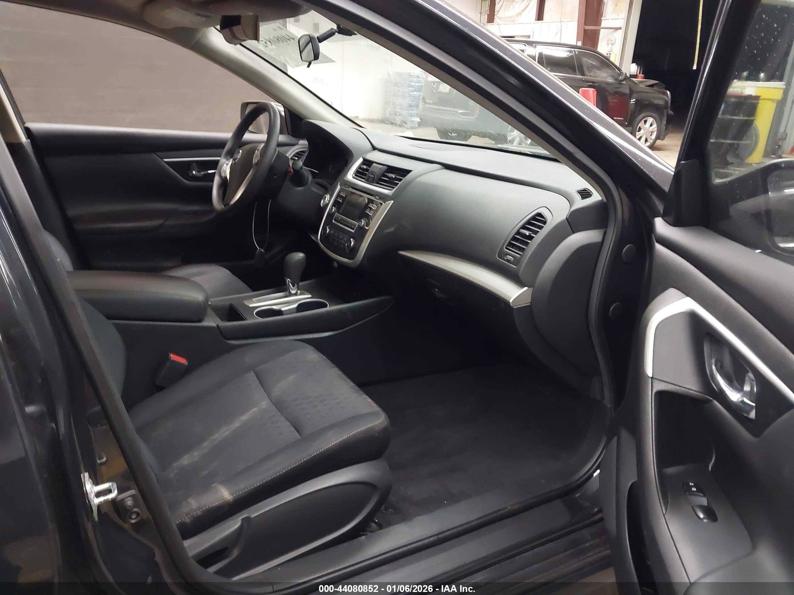 NISSAN ALTIMA image 5
