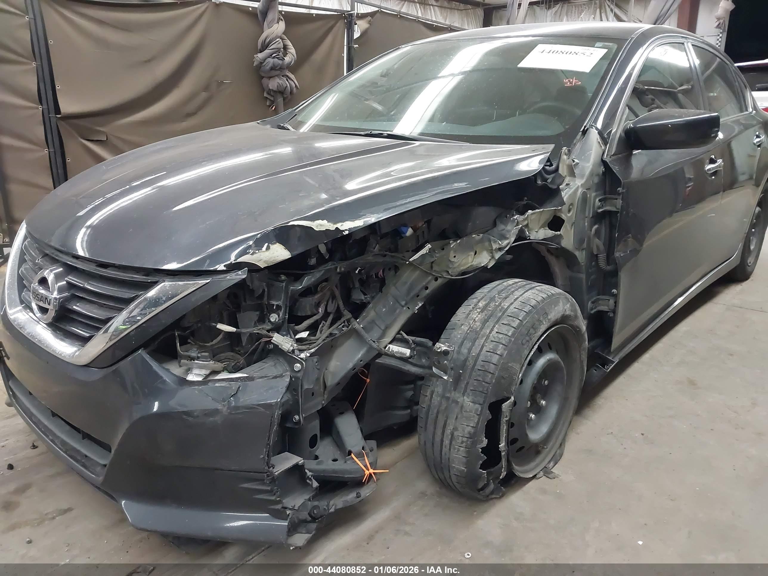 NISSAN ALTIMA image 6