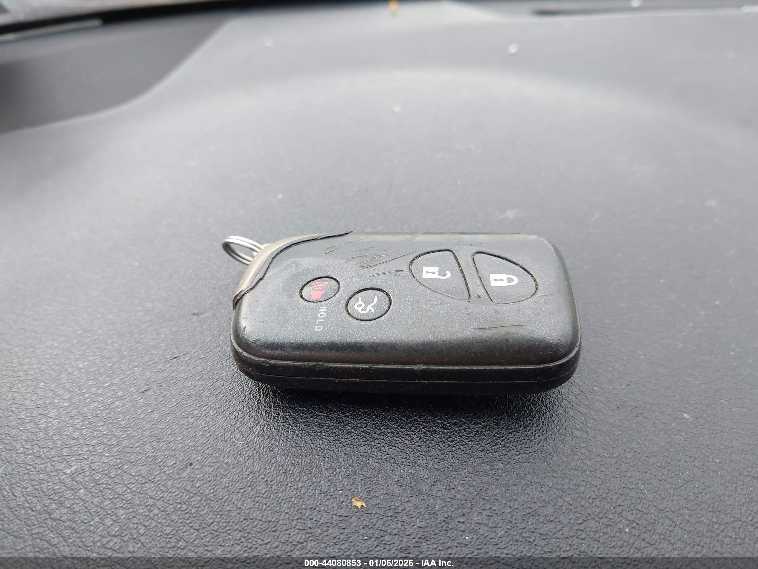 LEXUS ES image 11