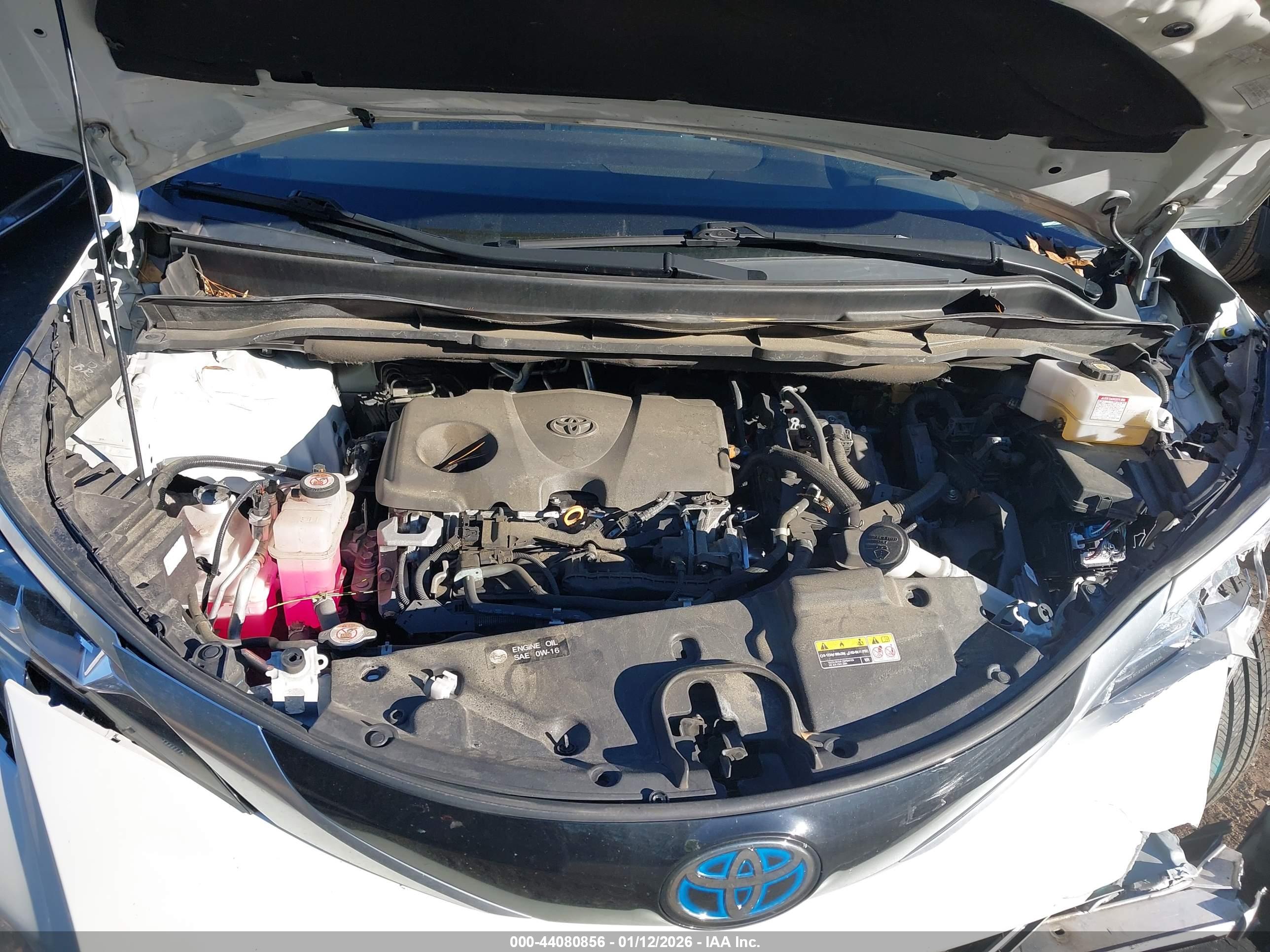 TOYOTA SIENNA image 10