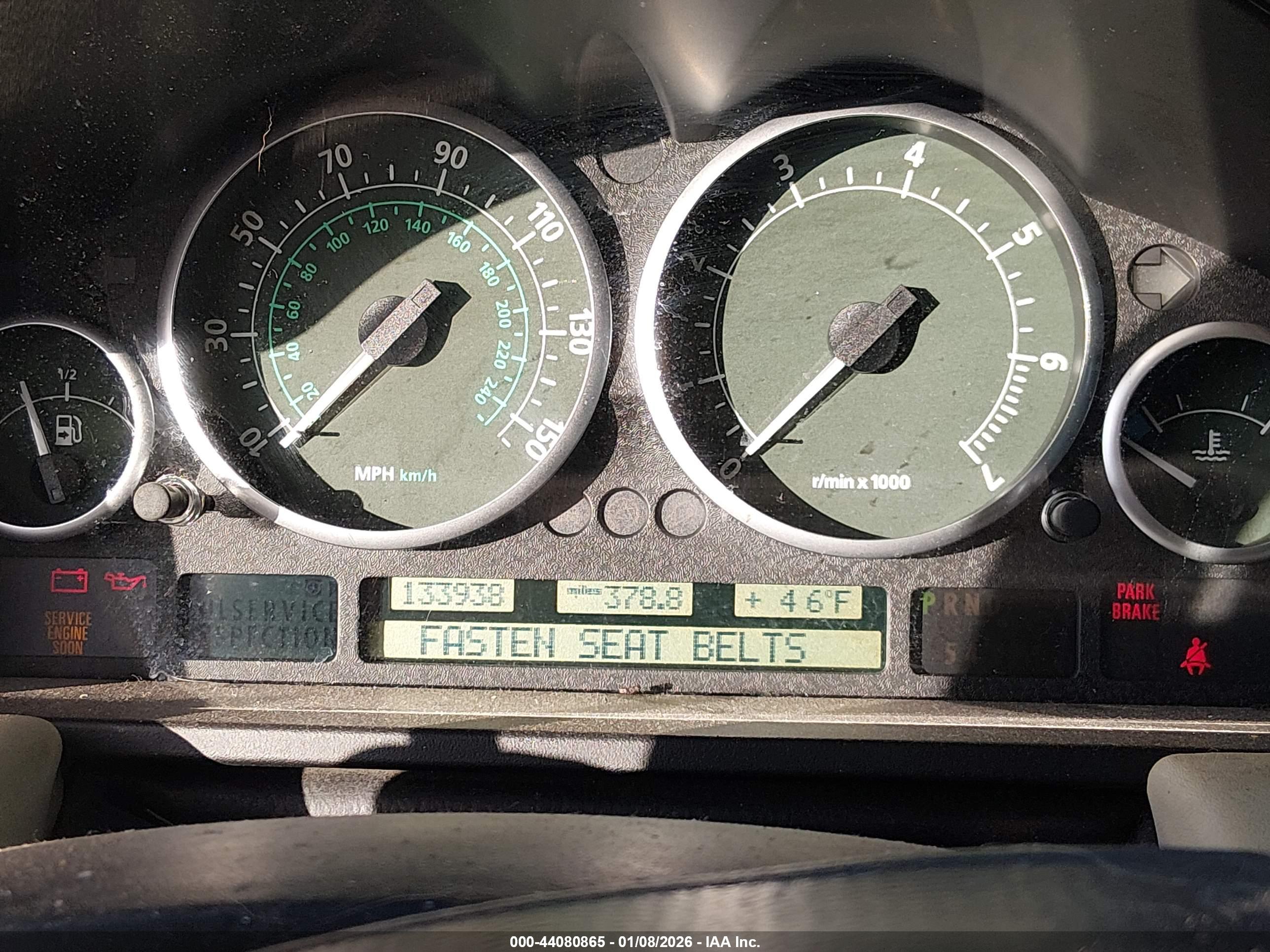 LAND ROVER image 7