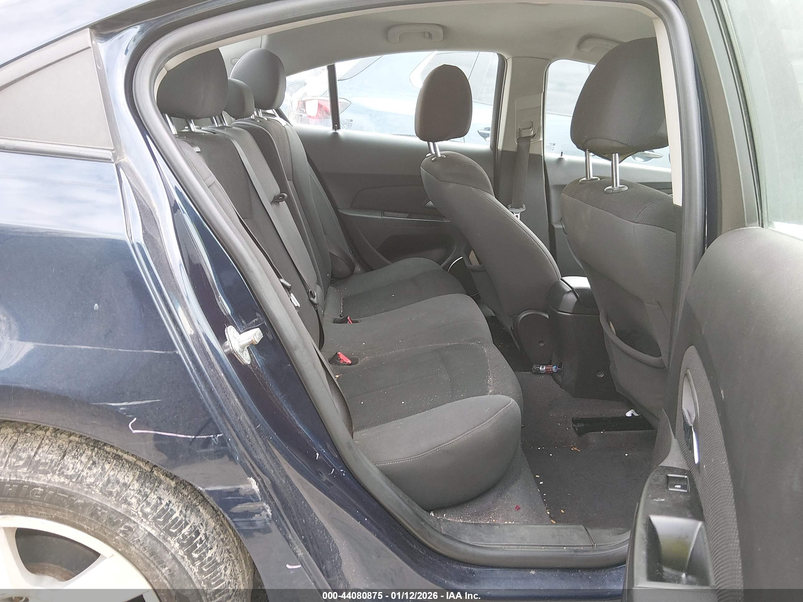 CHEVROLET CRUZE image 8