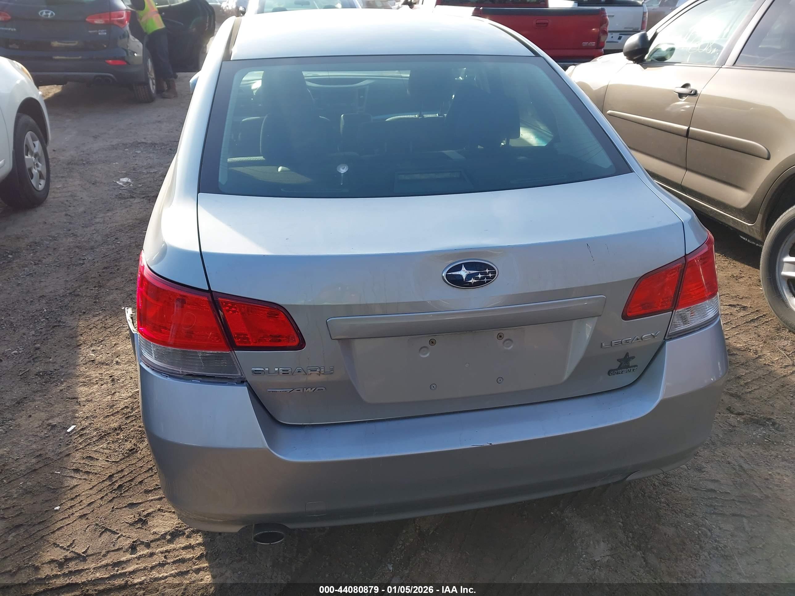 SUBARU LEGACY image 6