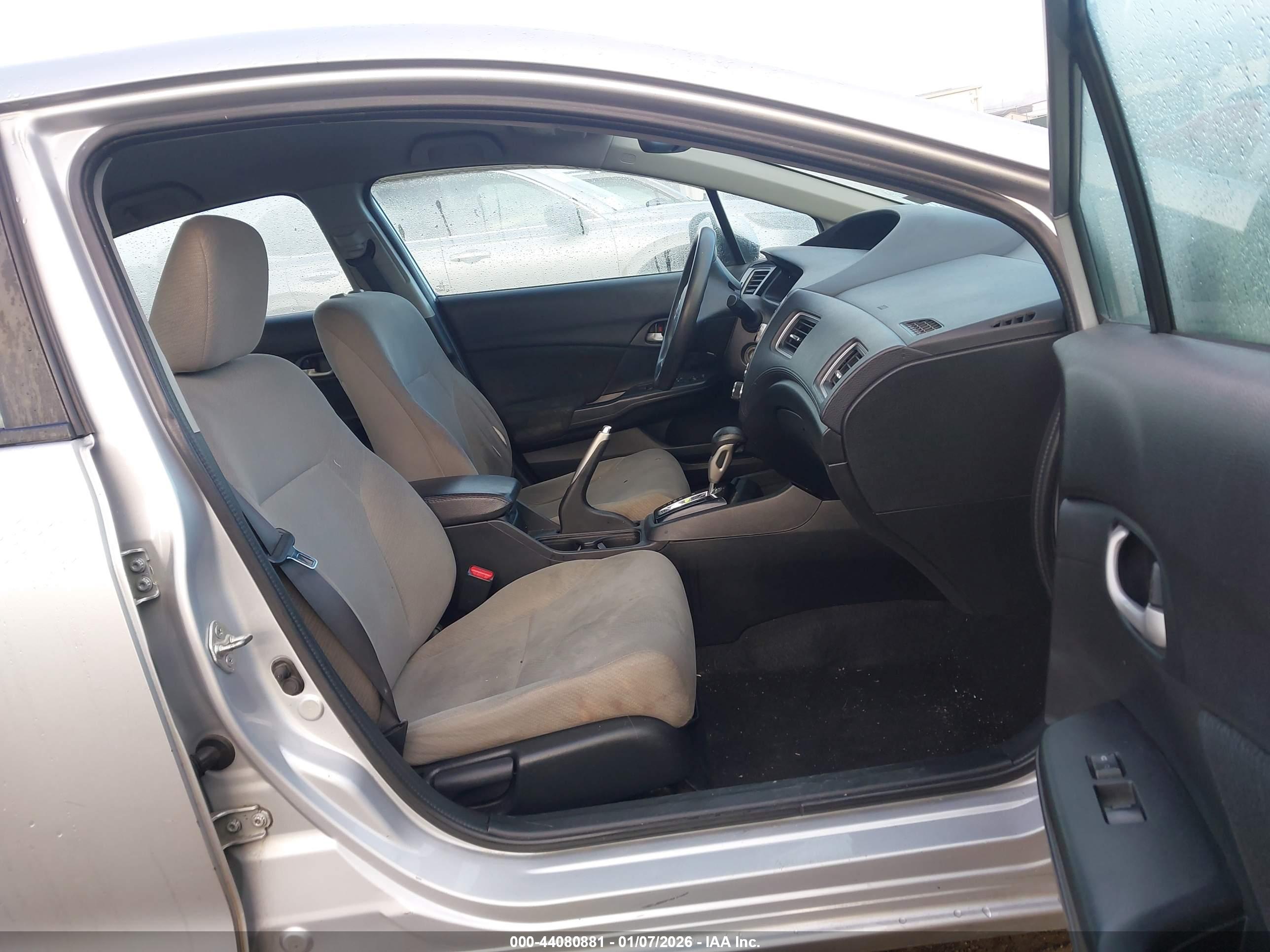 HONDA CIVIC image 5