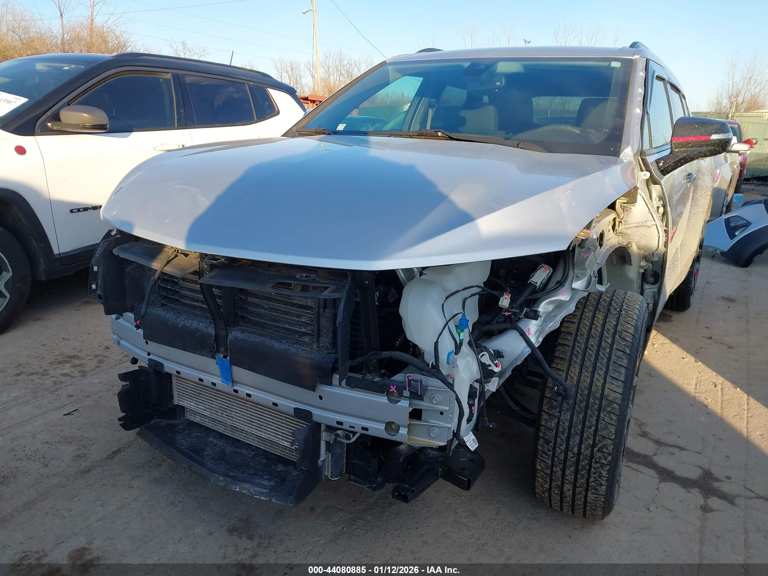 CHEVROLET BLAZER image 6