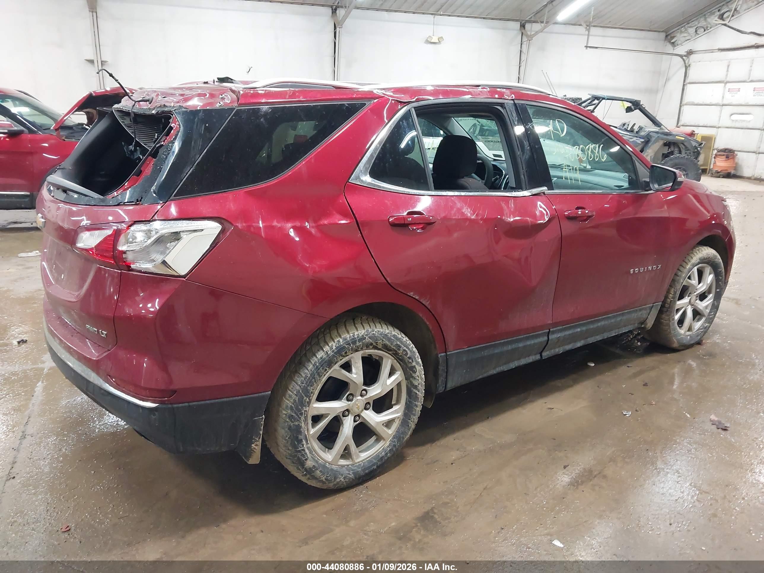 CHEVROLET EQUINOX image 4