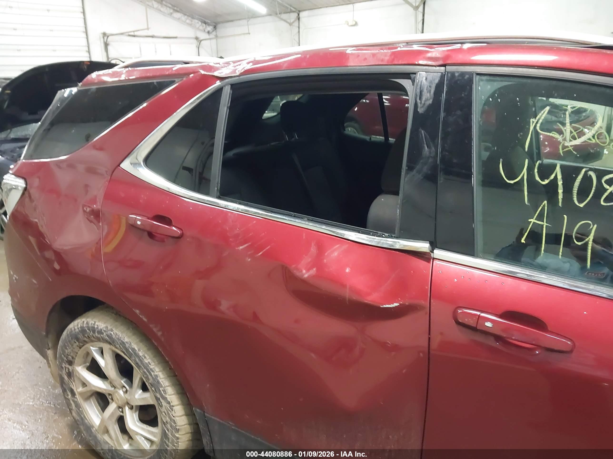 CHEVROLET EQUINOX image 6