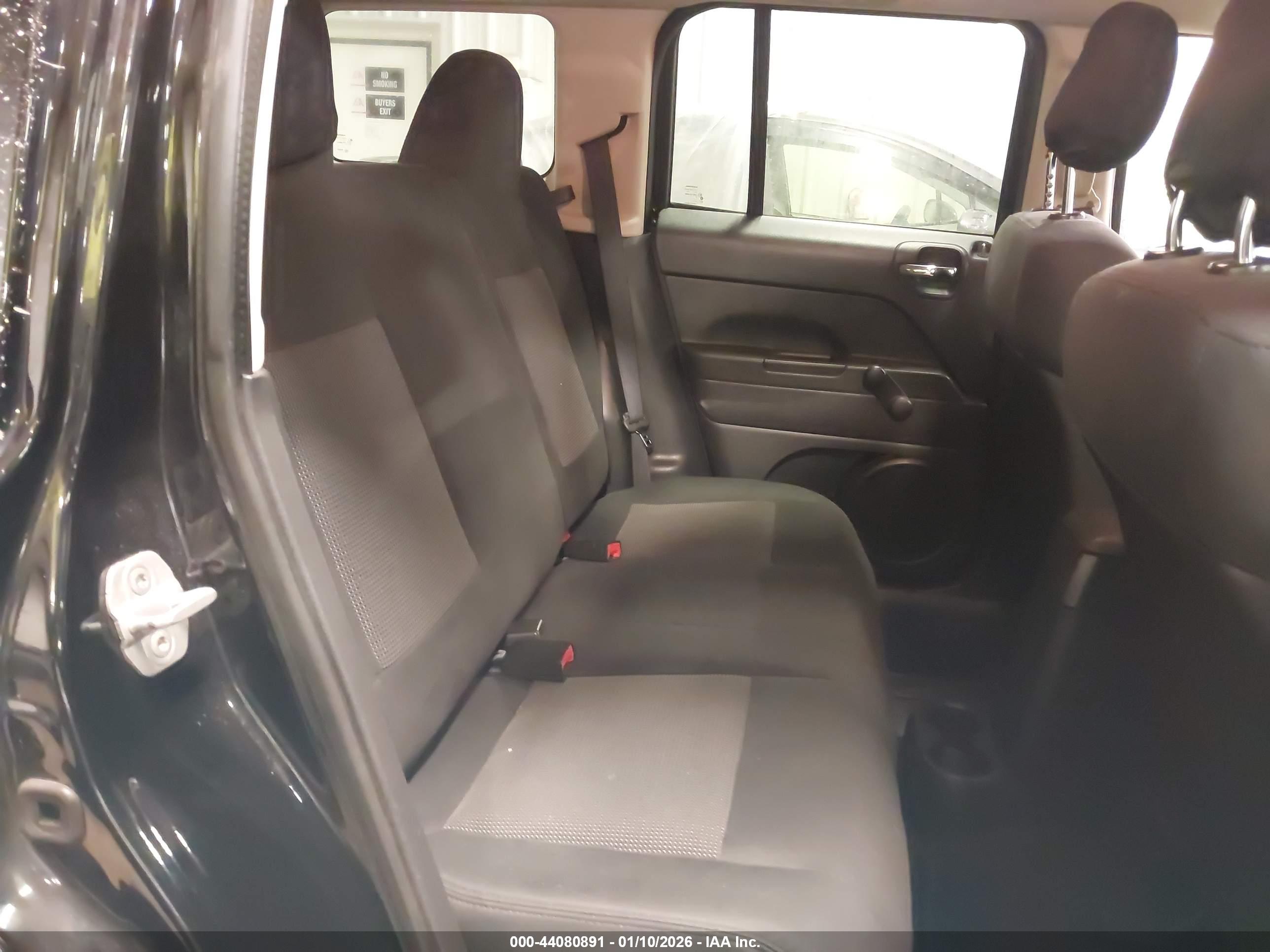 JEEP PATRIOT image 8