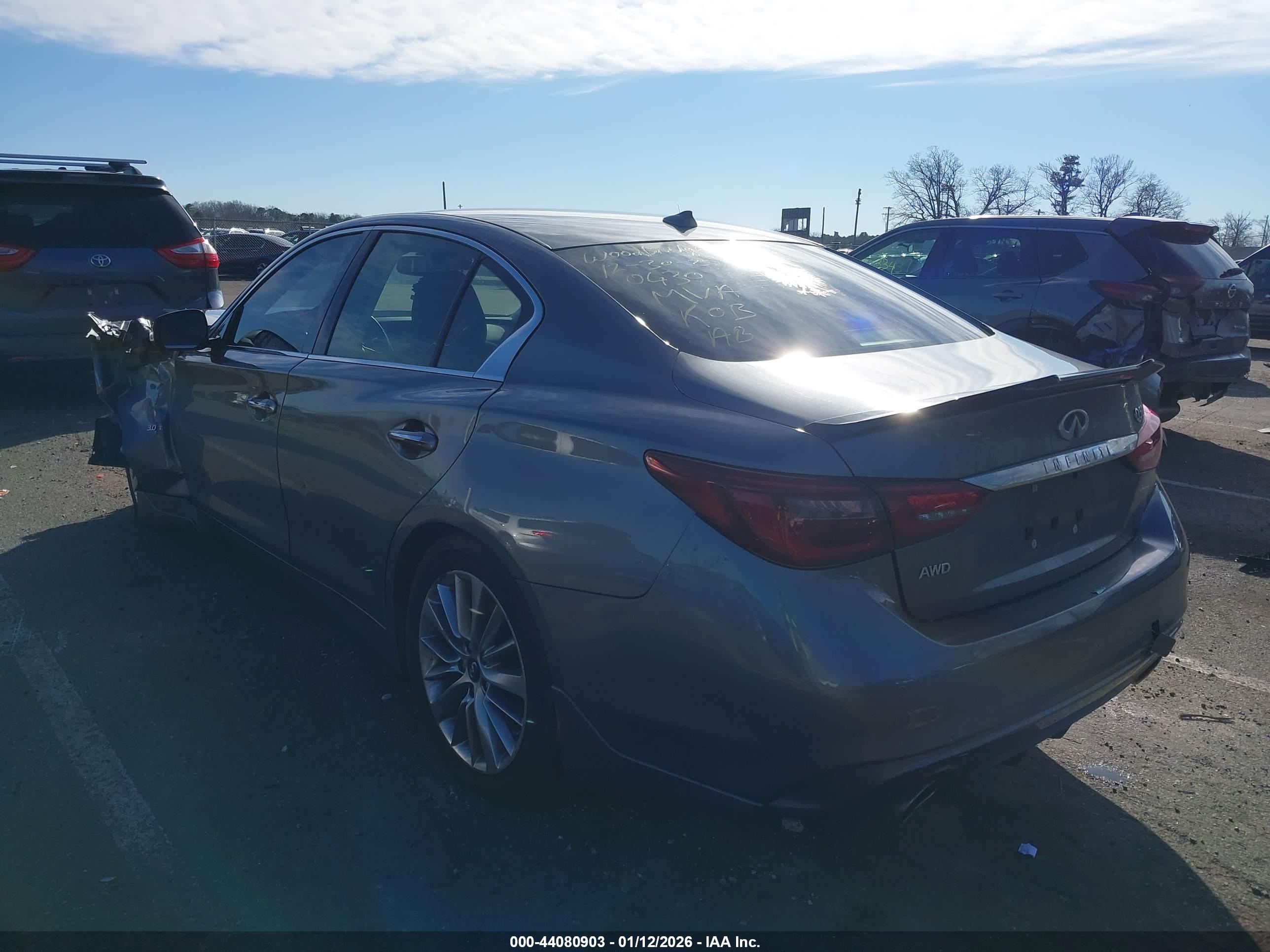INFINITI Q50 image 3