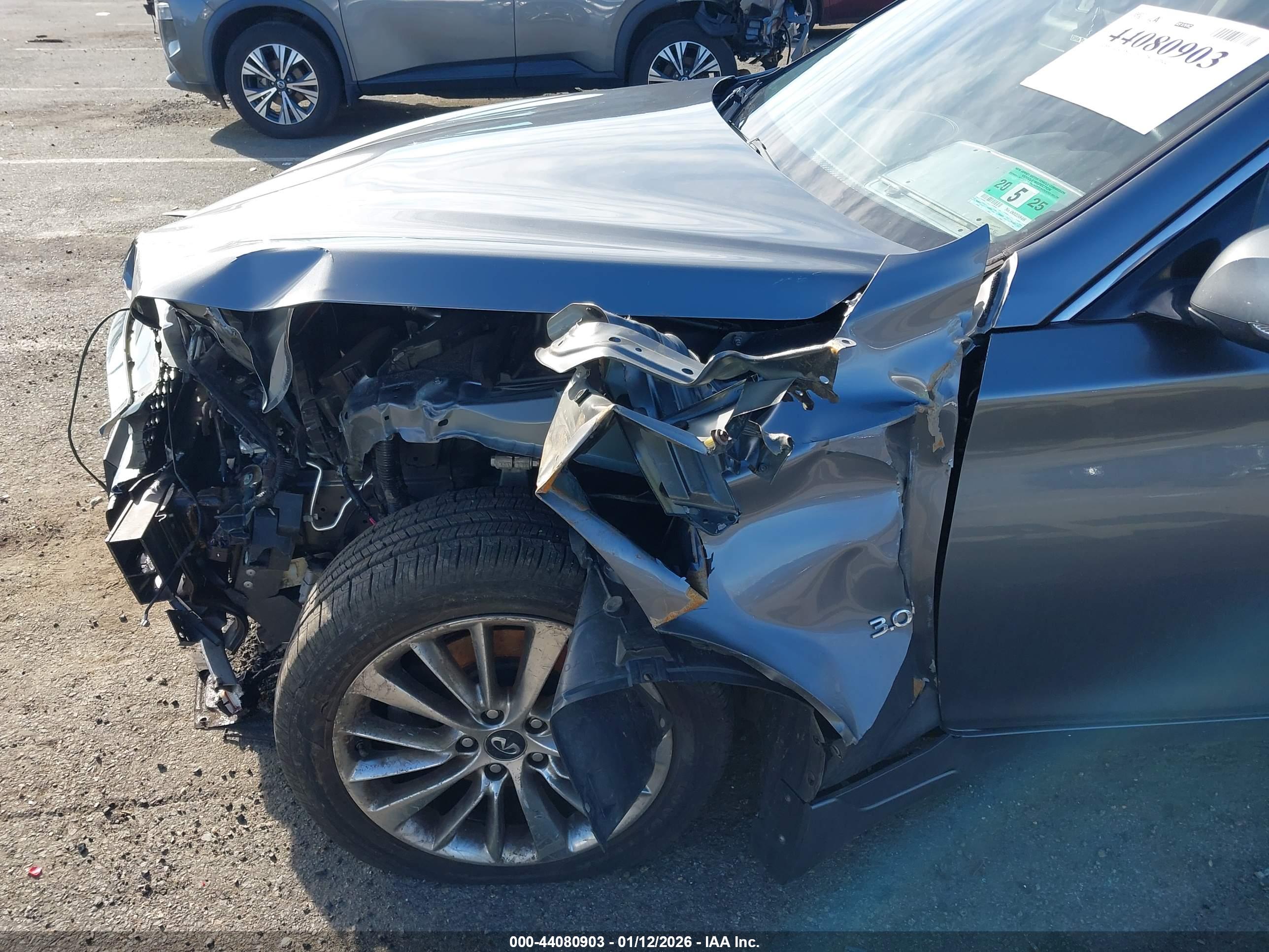 INFINITI Q50 image 6