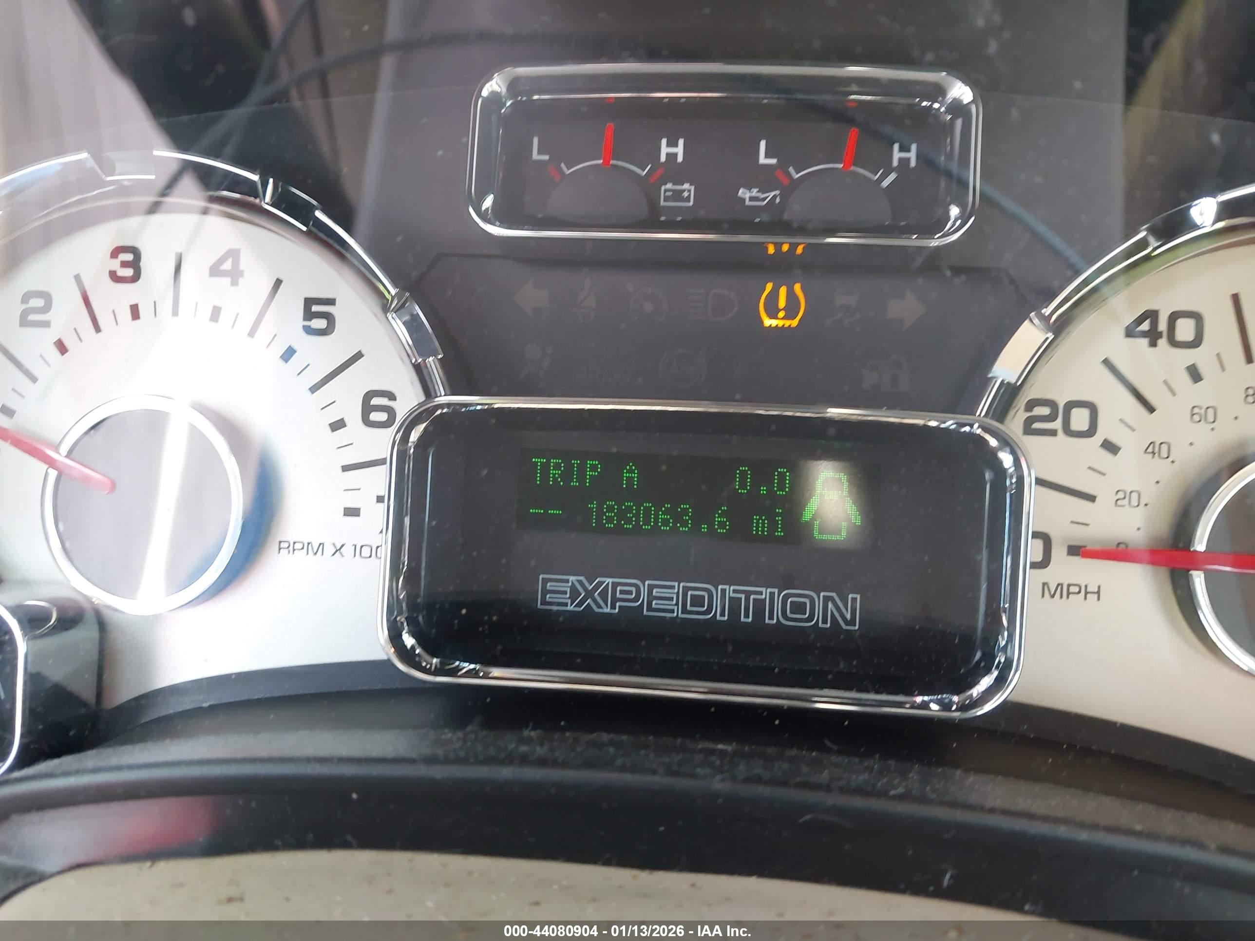 FORD EXPEDITION image 7