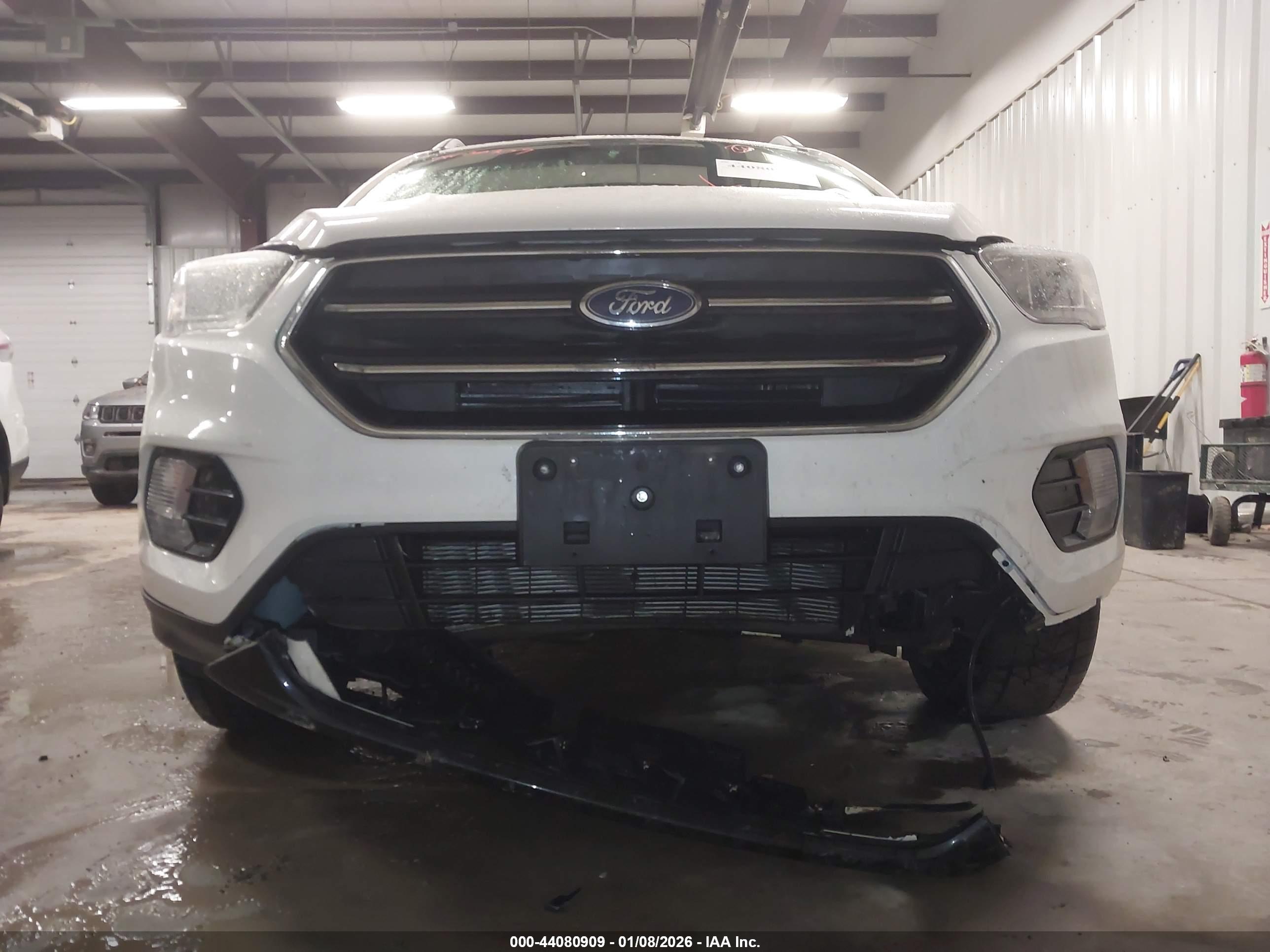 FORD ESCAPE image 6