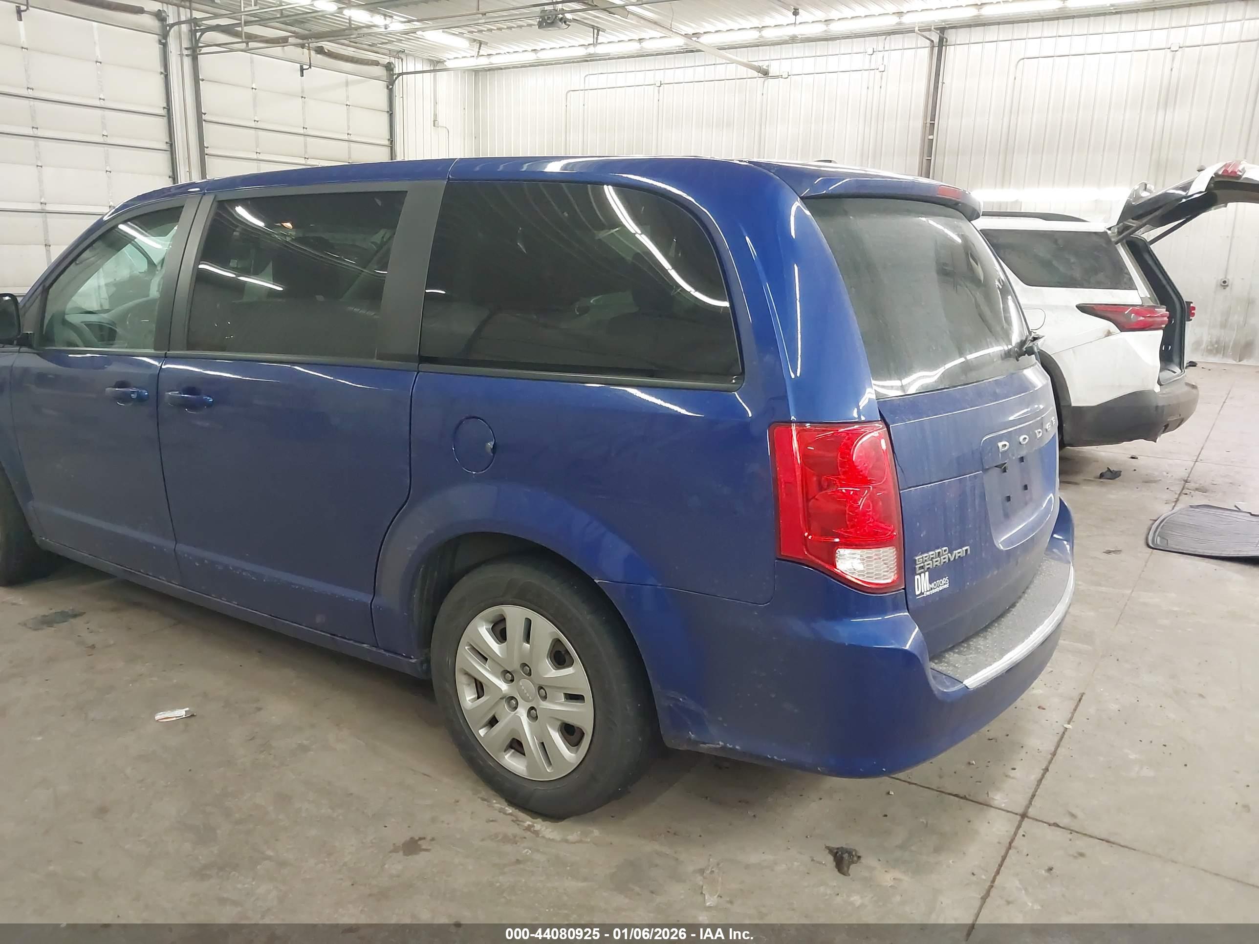 DODGE GRAND image 3