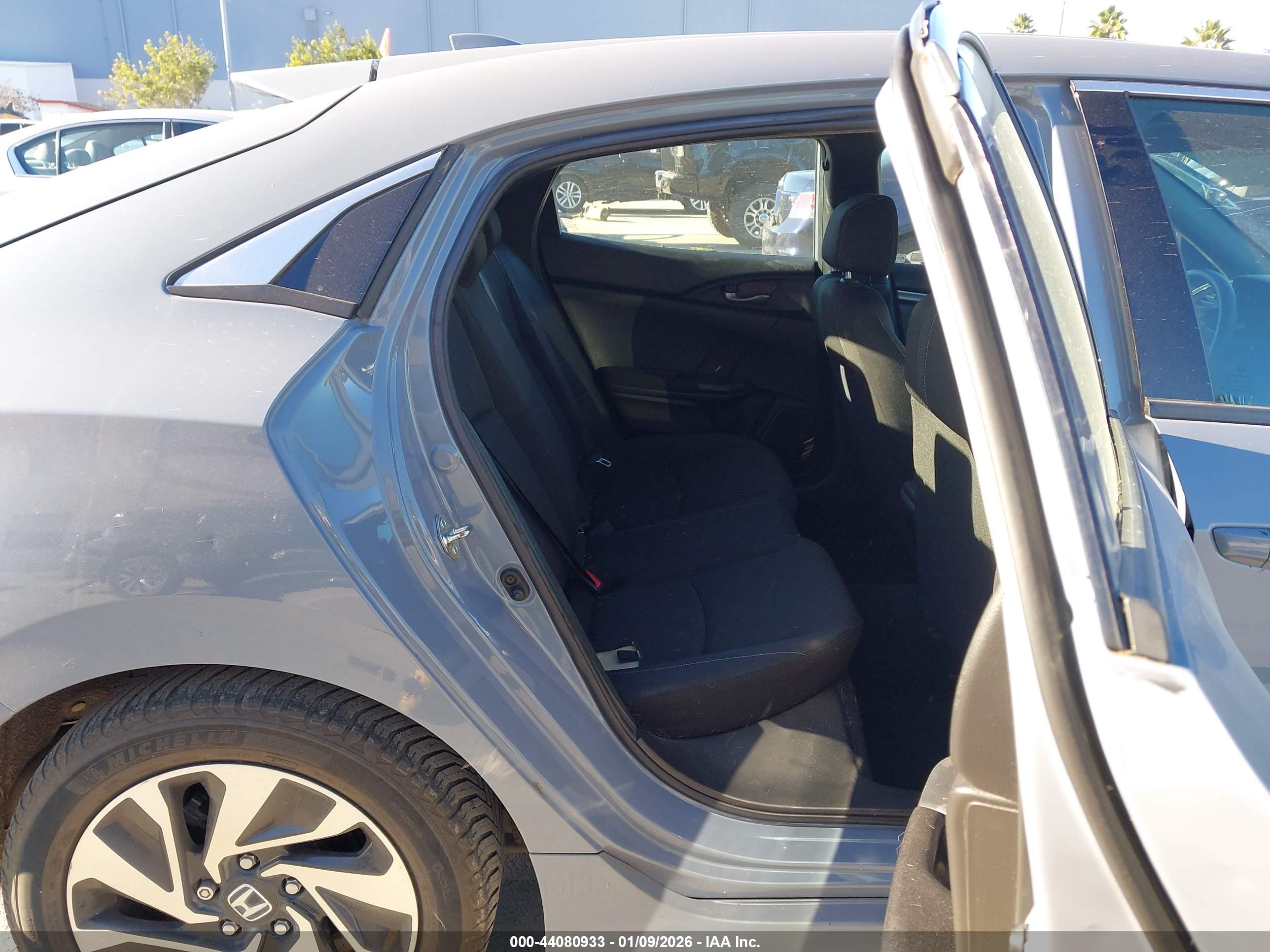 HONDA CIVIC image 8