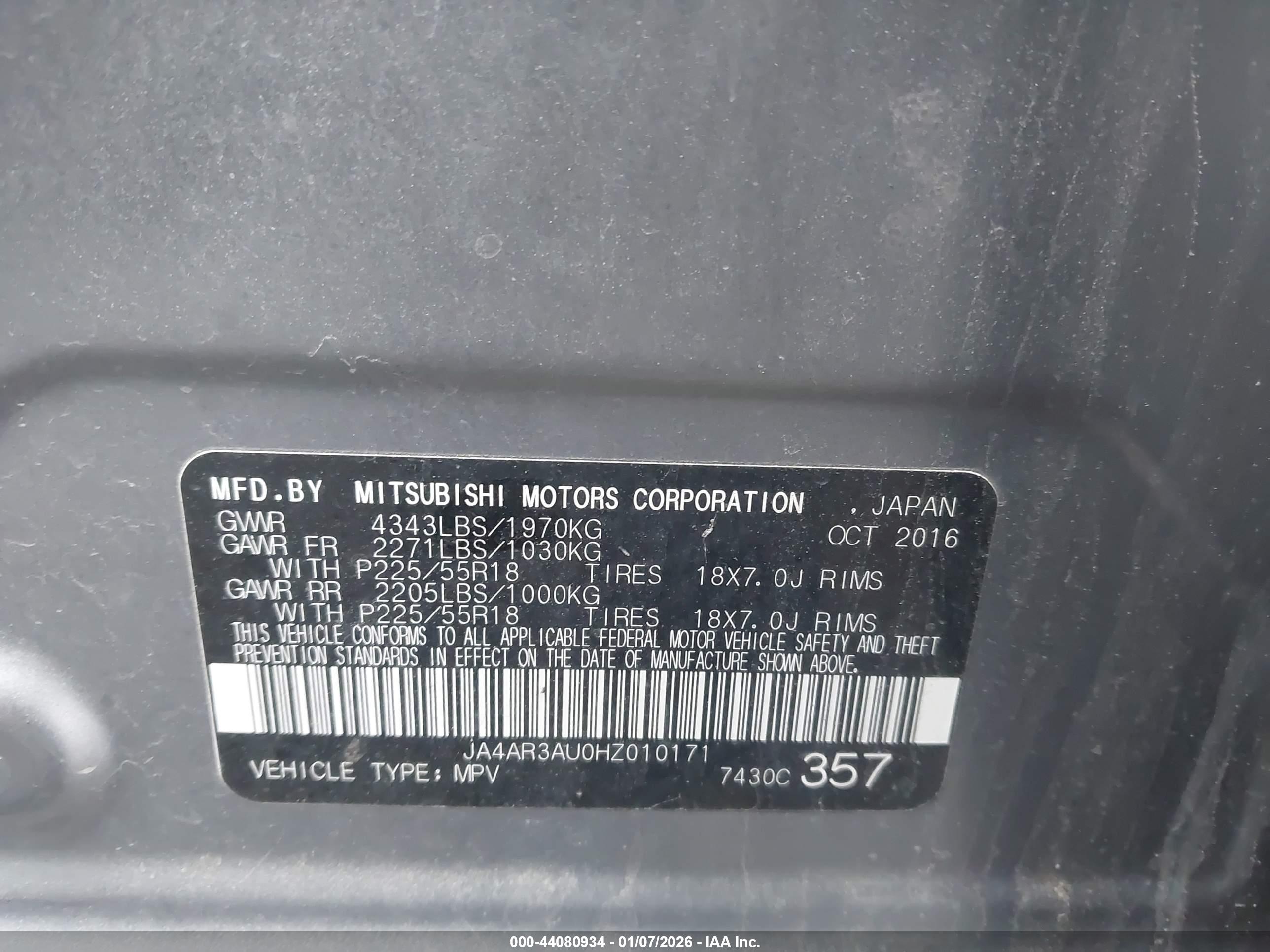 MITSUBISHI OUTLANDER image 9