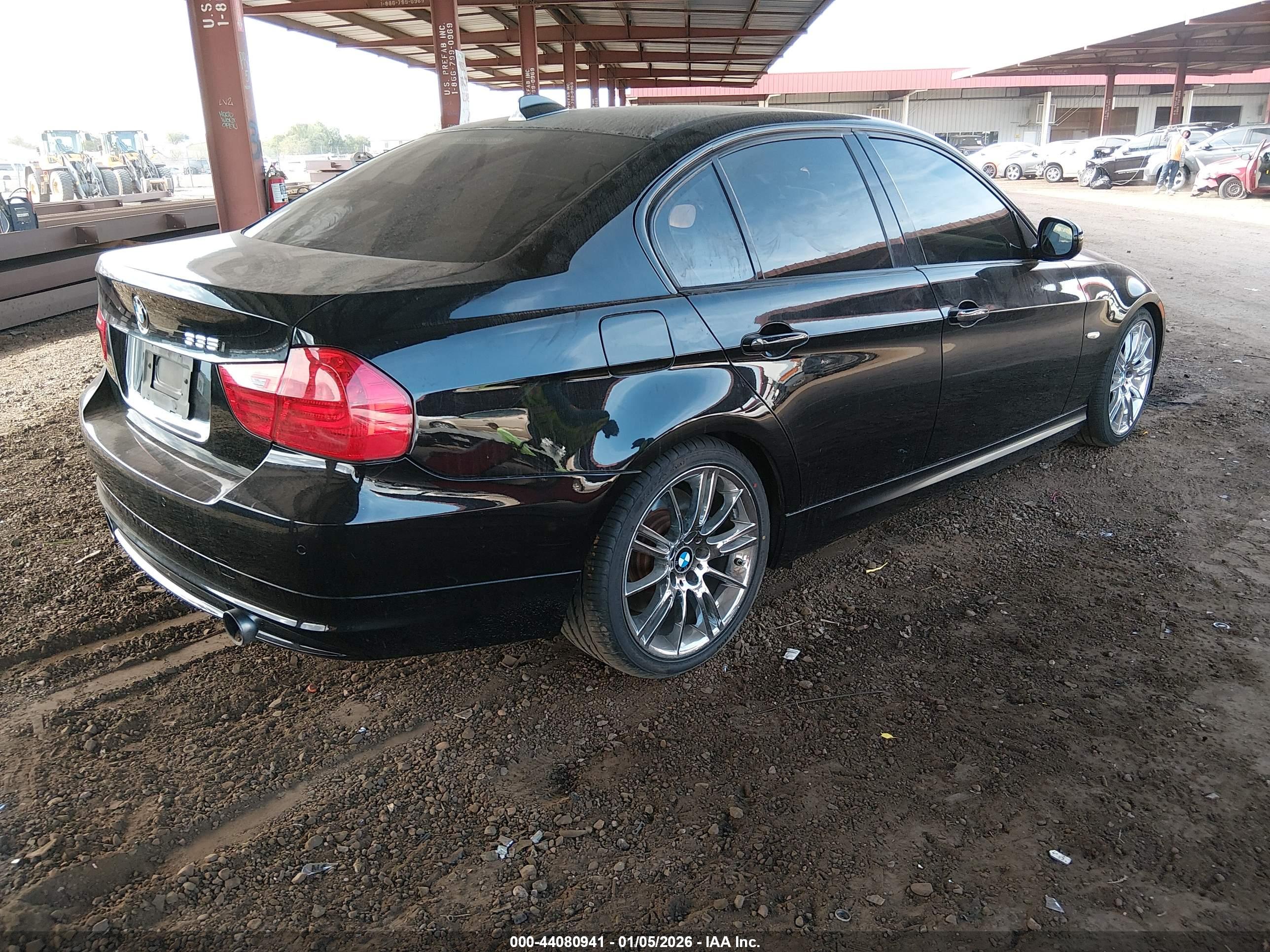 BMW 335I image 4