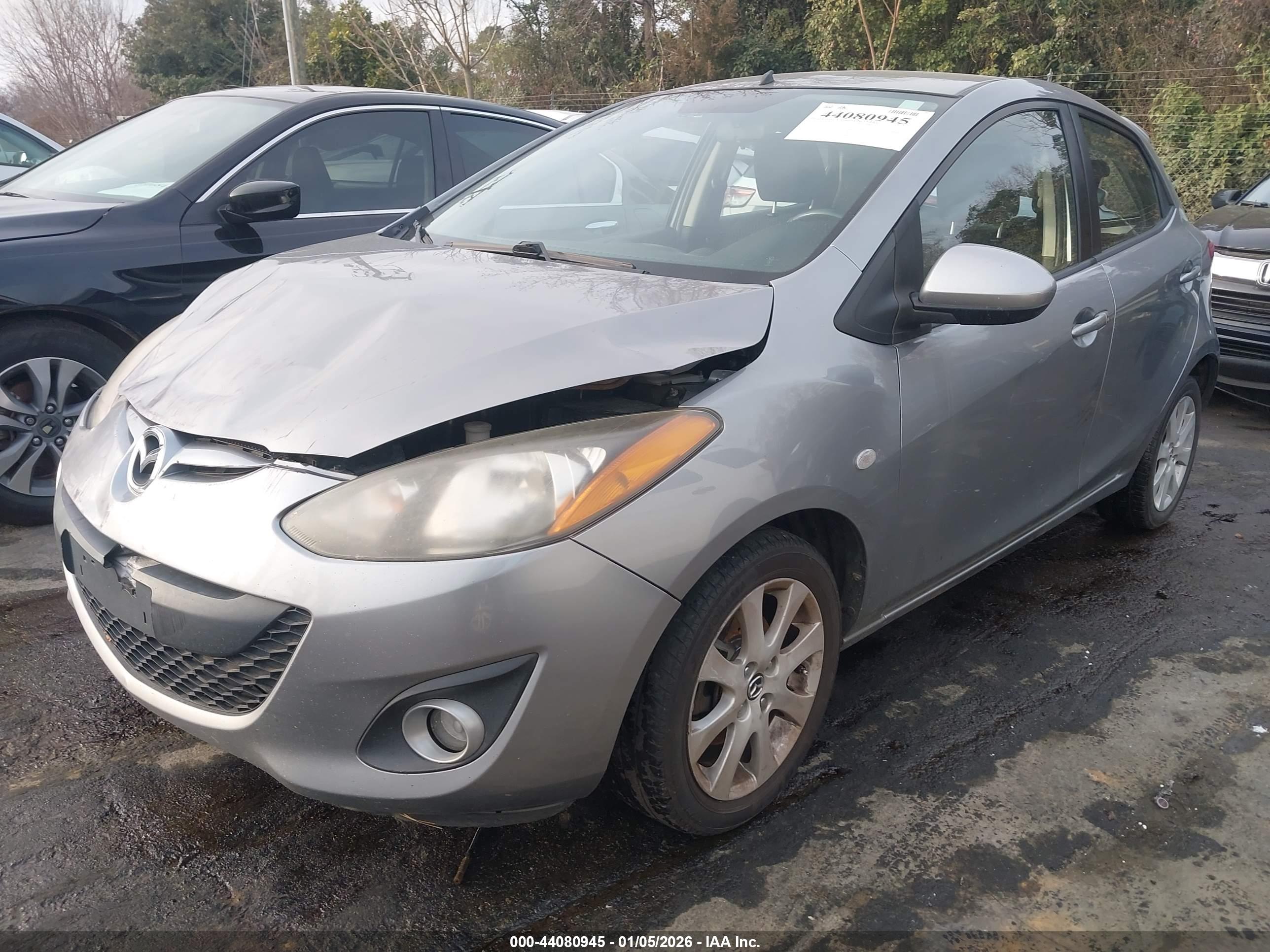 MAZDA MAZDA2 image 2