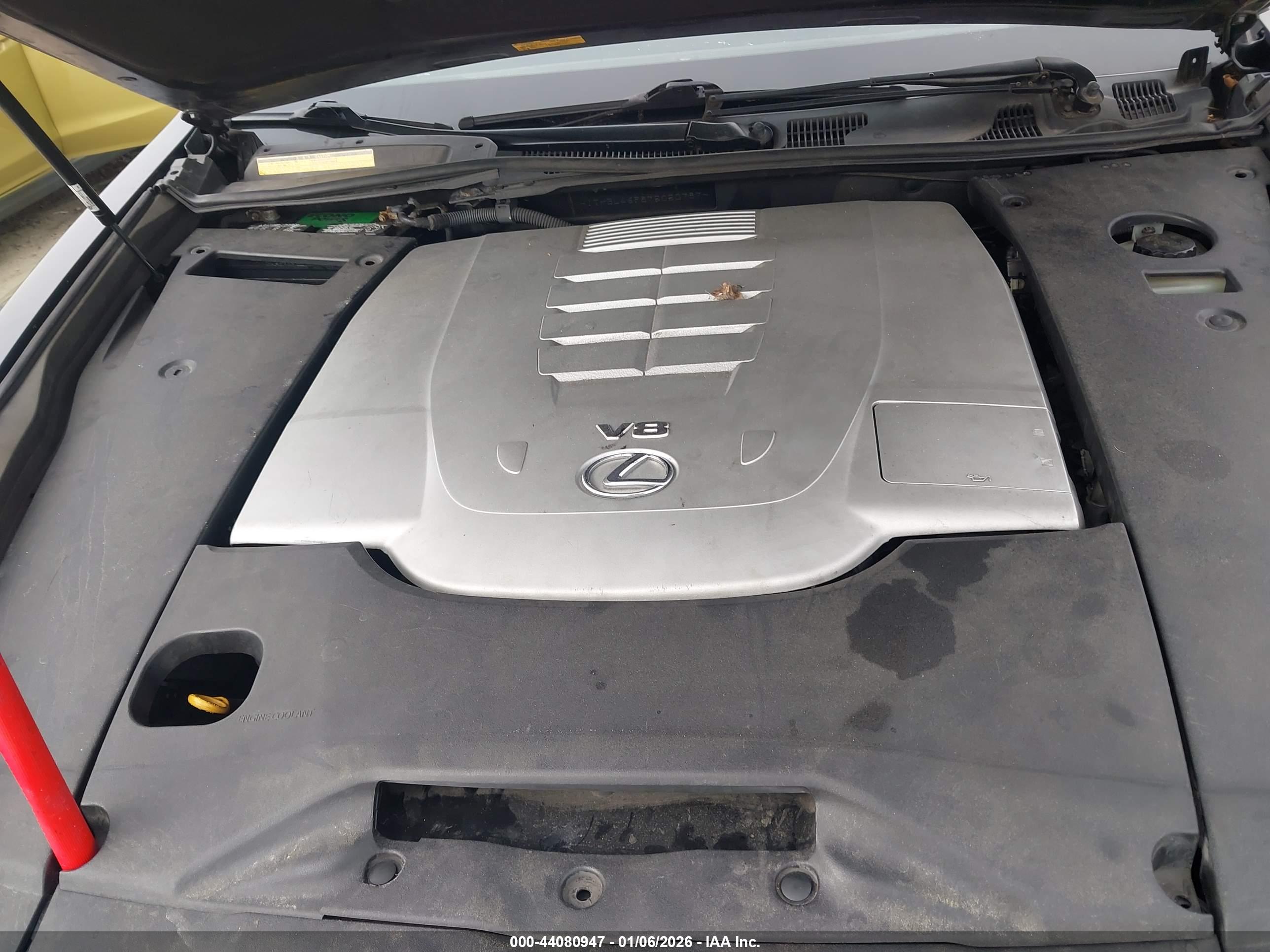 LEXUS LS image 10