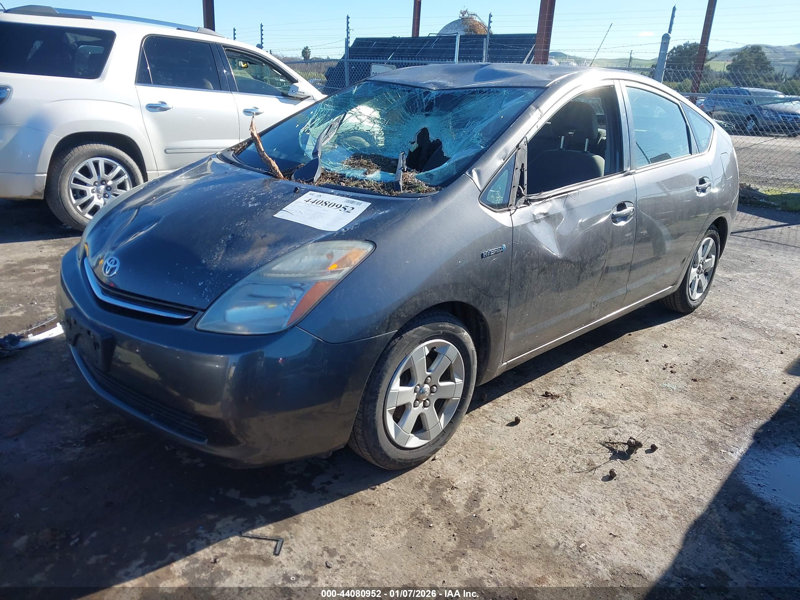 TOYOTA PRIUS image 2