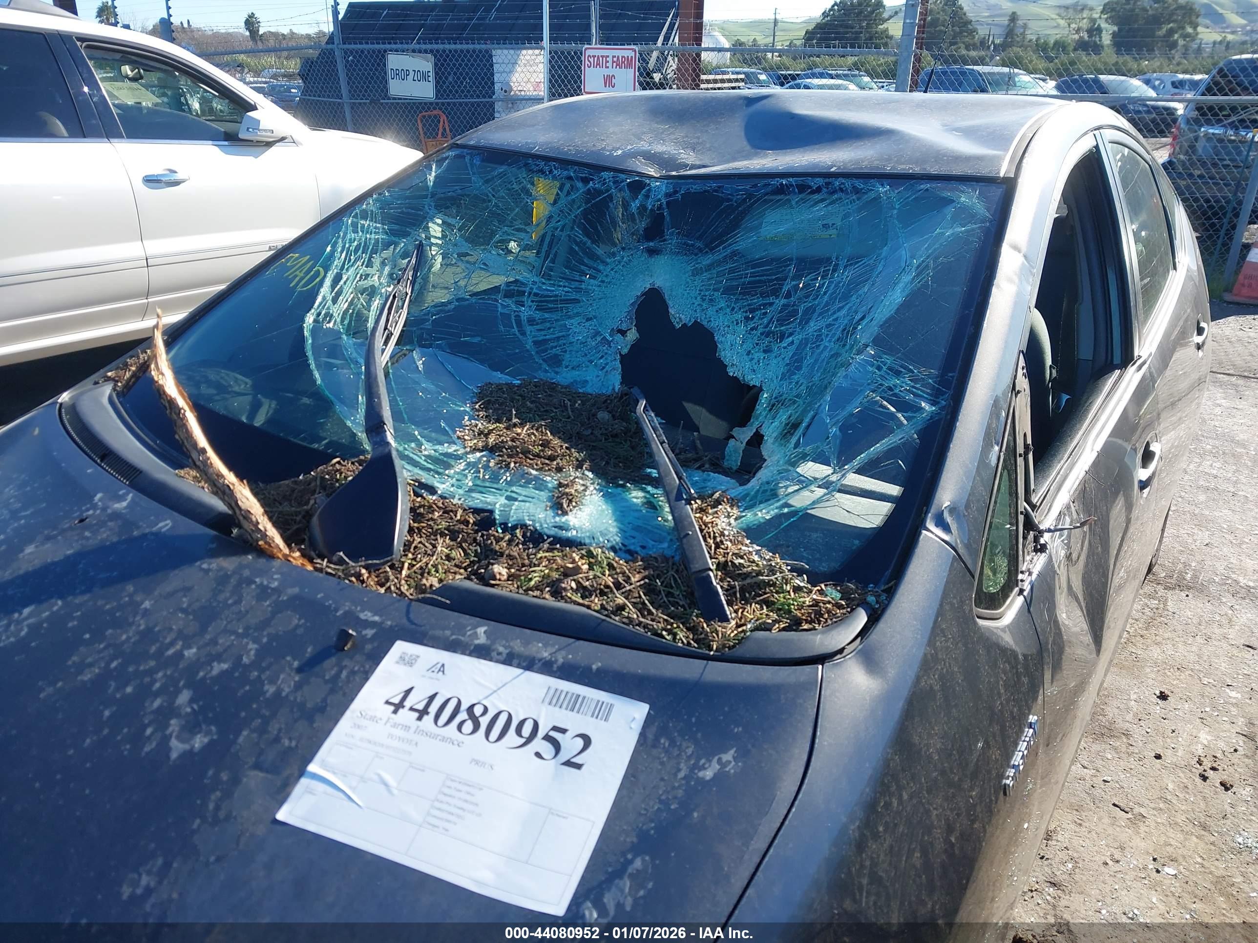 TOYOTA PRIUS image 6