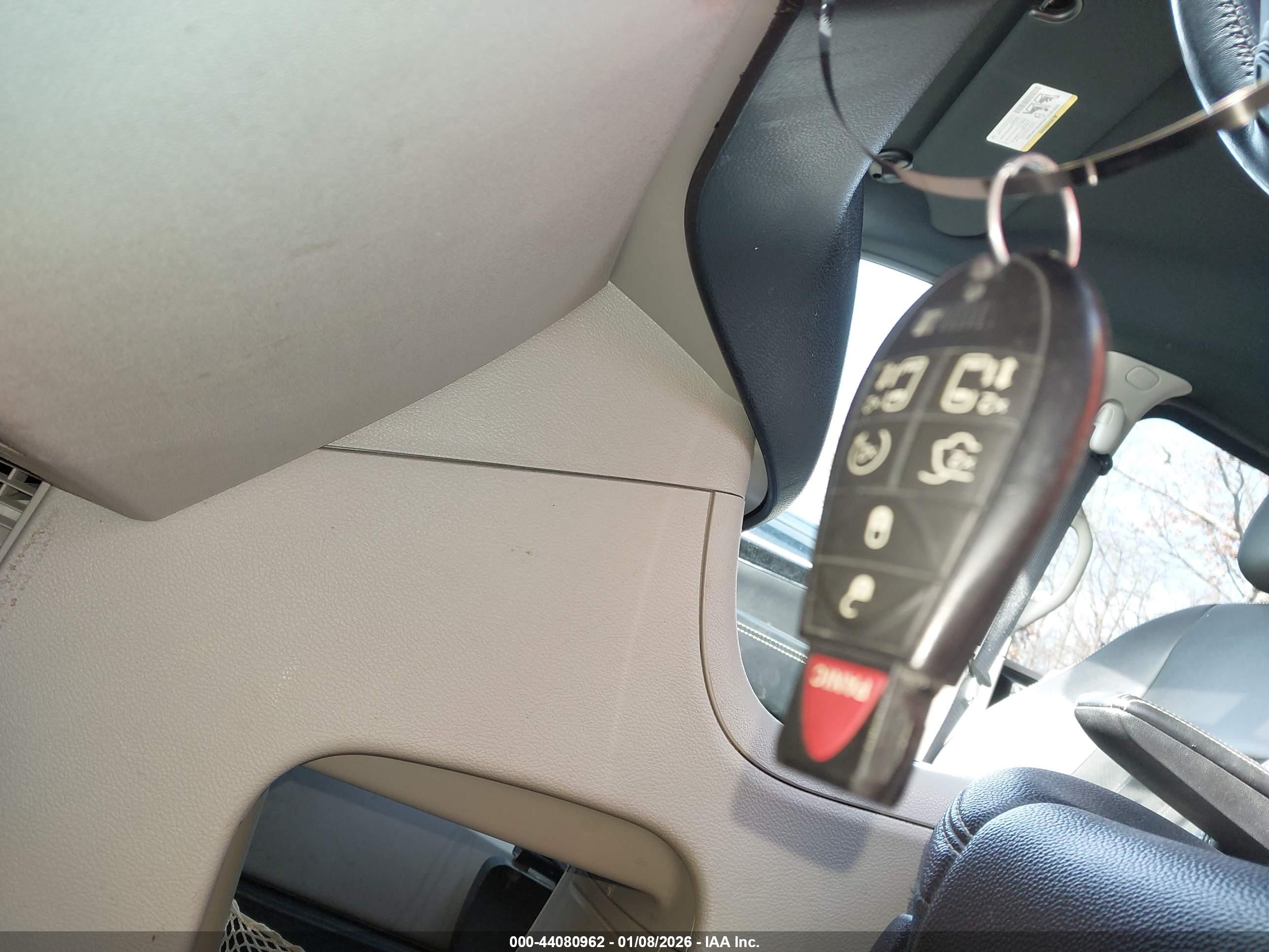 DODGE GRAND image 11